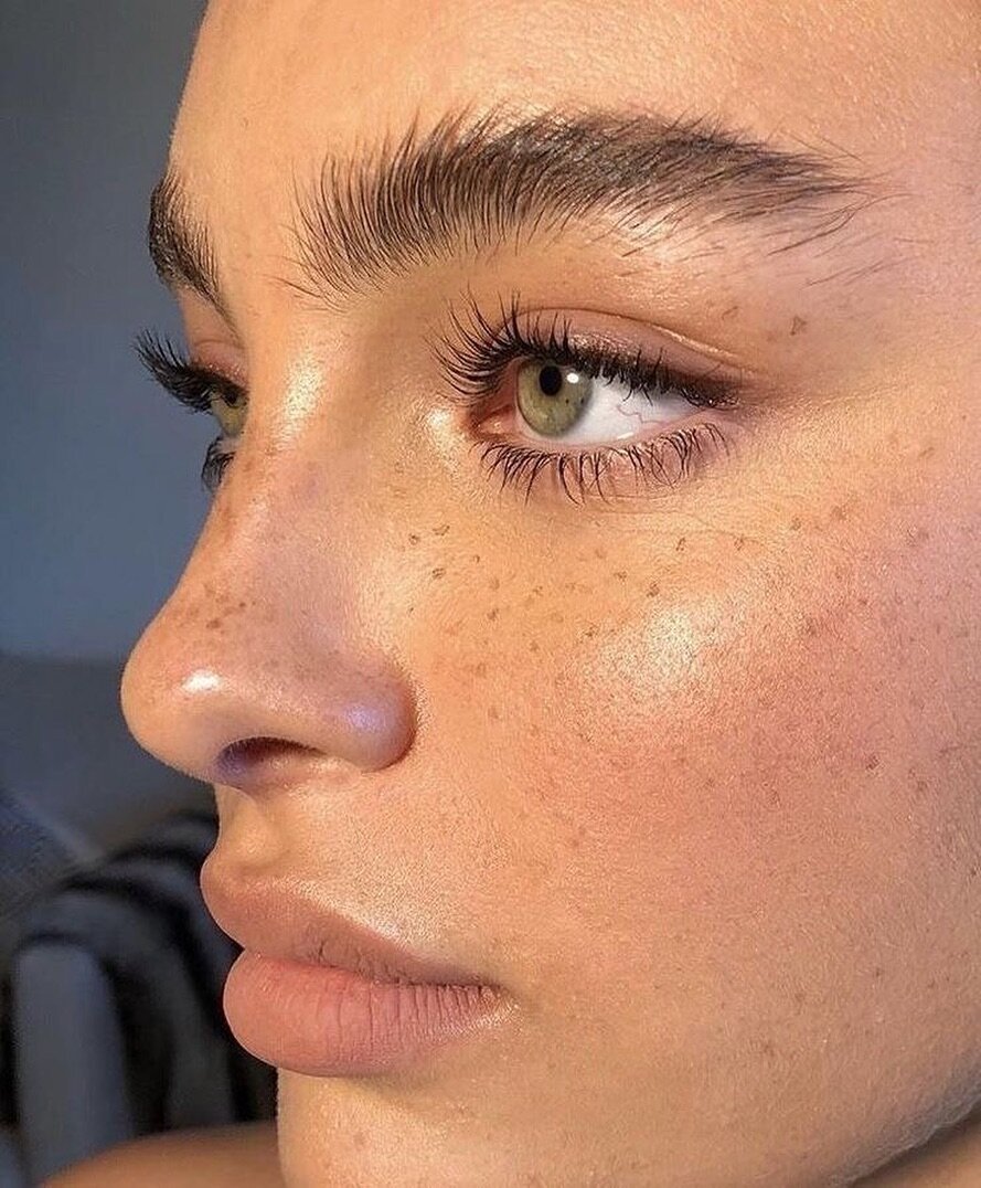 Fluffy brow + freckle inspo 😍

.
.
.
.
.
.
.
.
.
.