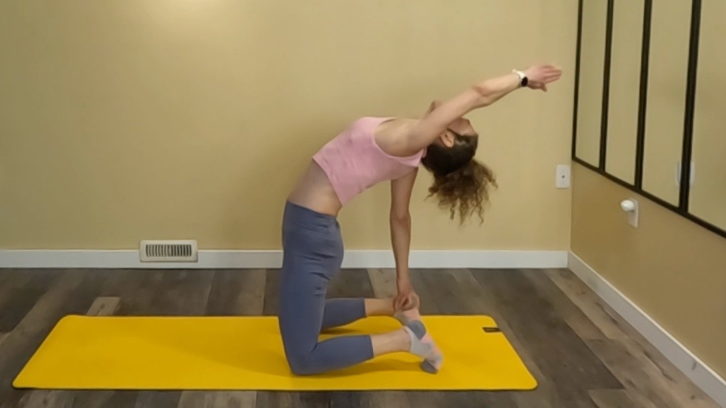Kneeling+Hip+extR+Pose.jpg