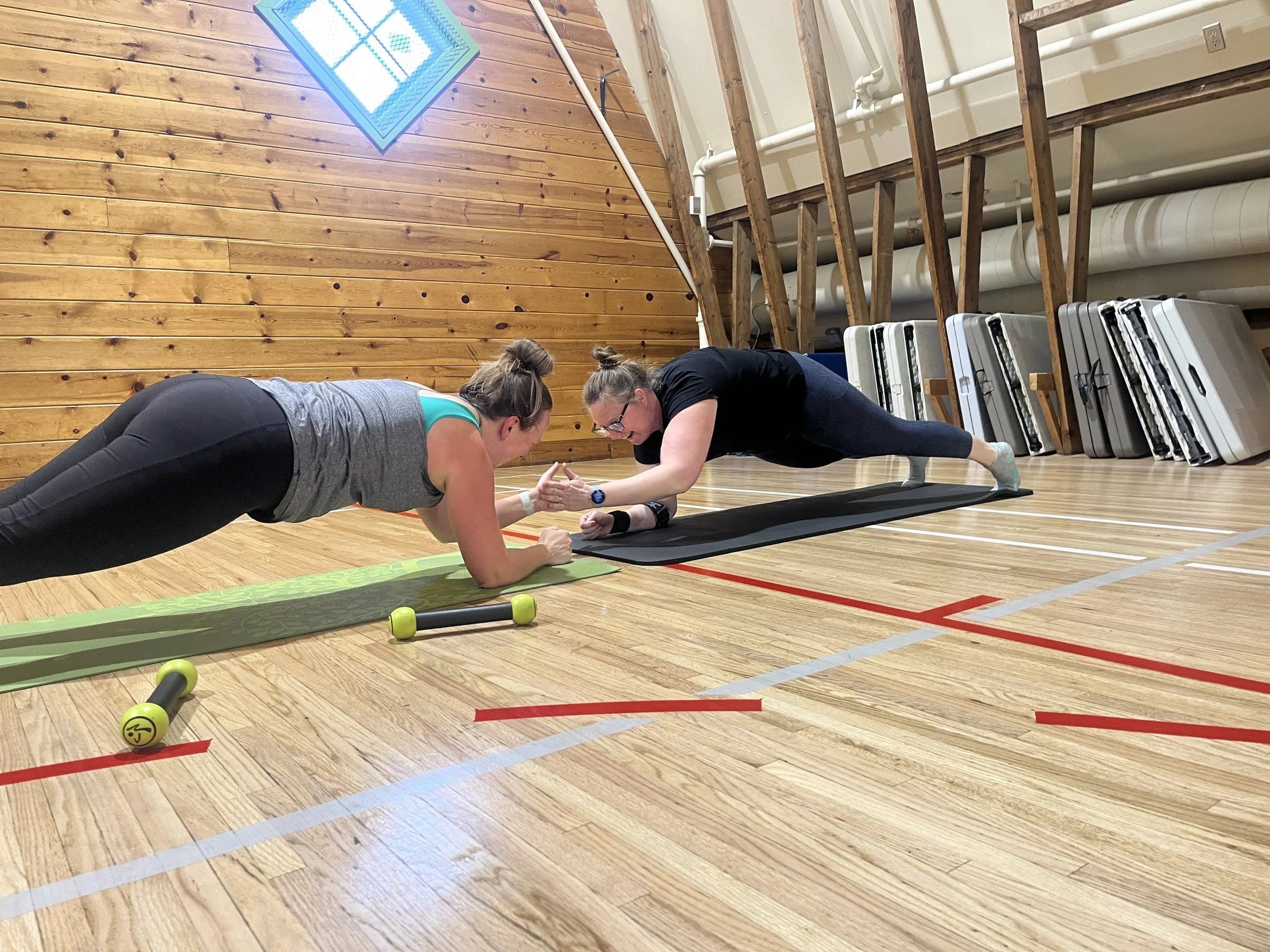 Fun partner Mobility and core workout at the Shawnessy Barn
