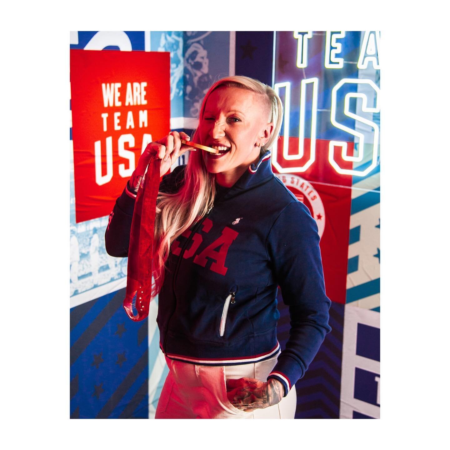 (2/3) Just a few of my favorite photos from the @teamusa Olympic & Paralympic Committee conference in D.C. last month with @freshtapemedia !!
Massive shoutout to all the athletes and to @guhtie @akinsanyagabby @evanwwiley @crvnka @keyjbrown @kyr