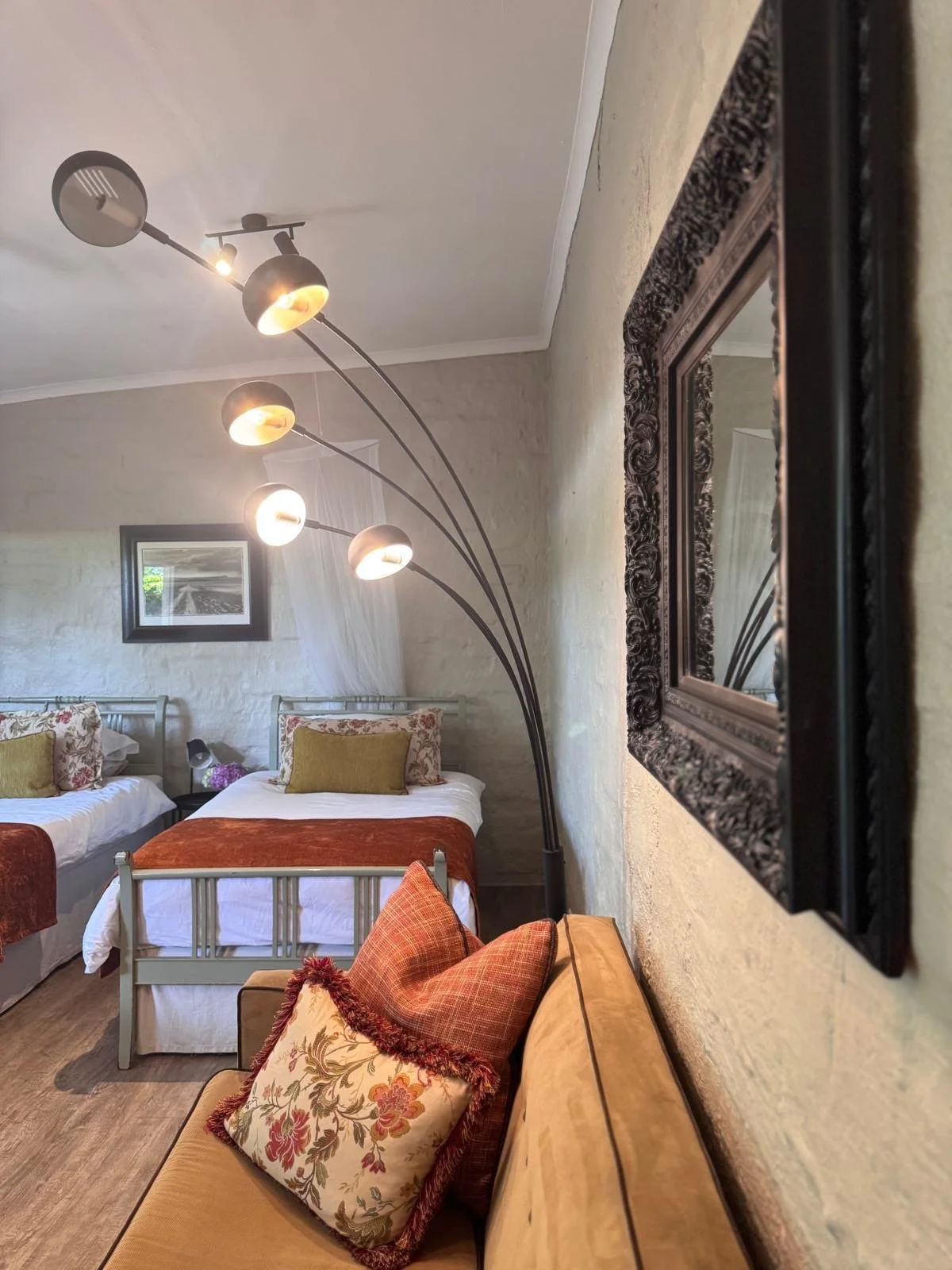 The Red Room (5).JPG