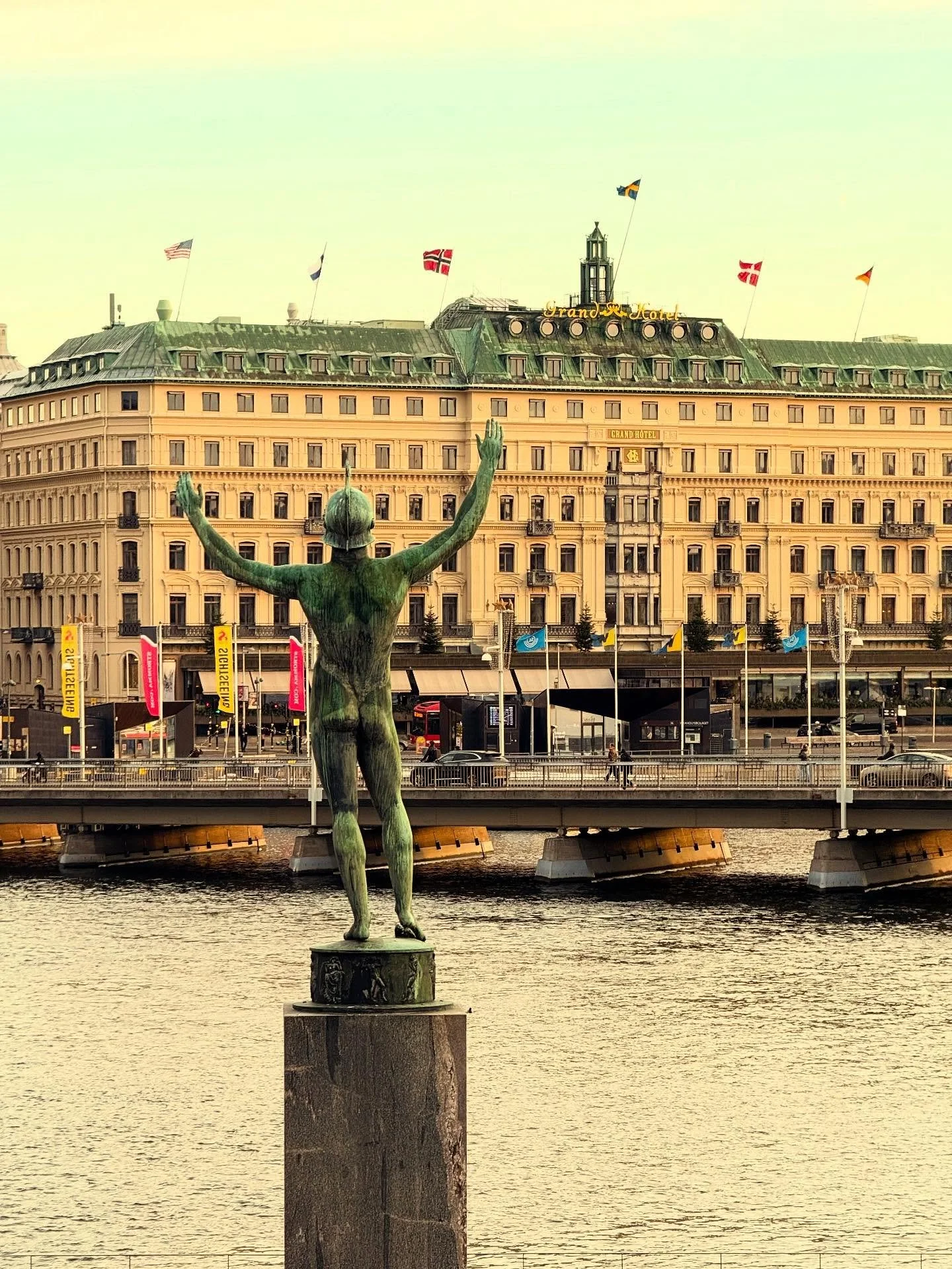 Hej! Stoccolma. Siamo qui per questo.

______________________
@polarisolfactive #perfume #fragrance #nicheperfumery #stockholm #sweden #fragrancefair #fragrancelover #sotd #byadage #sourceadage