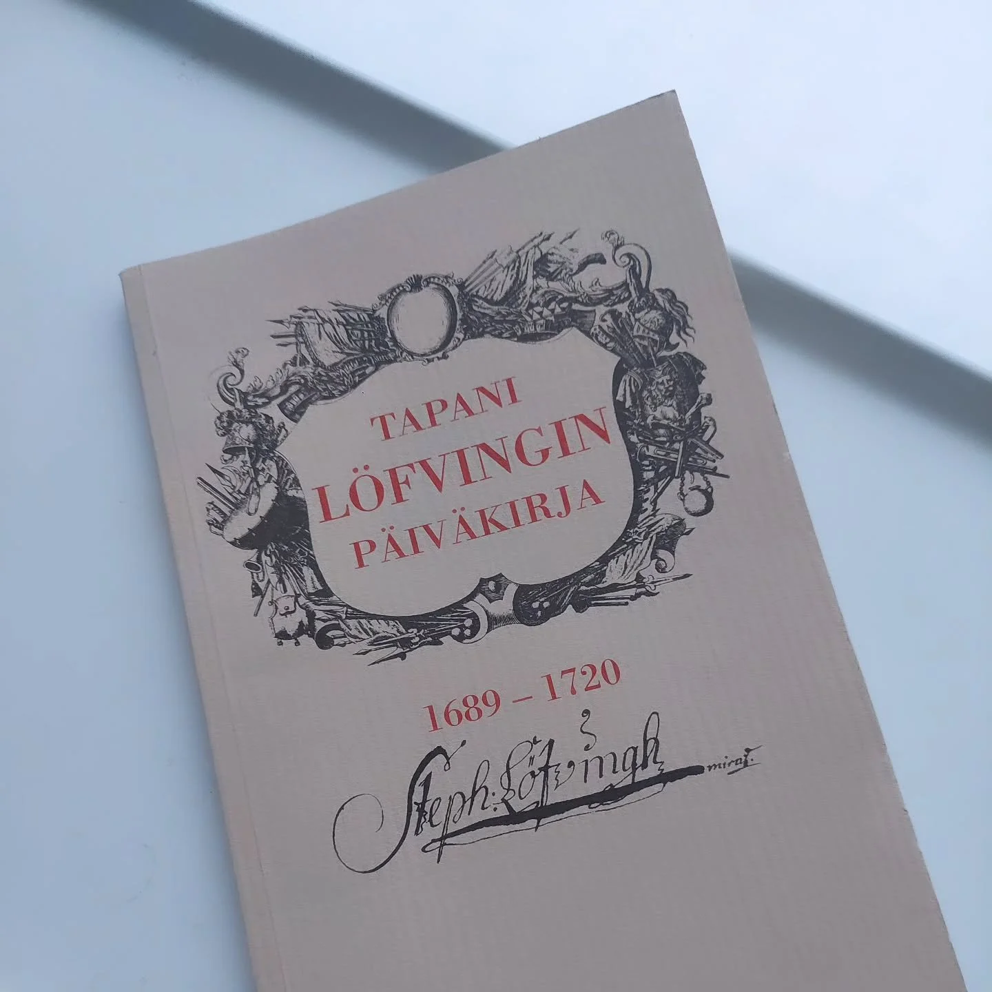 Erityisesti Vainossa mutta my&ouml;s Veden ajoissa oli monia herkullisia l&auml;hteit&auml;, joita ajattelin nyt joulukalenterimuodossa esitell&auml;, p&auml;&auml;s&auml;&auml;nt&ouml;isesti instan tarinoissa ja kootusti etusivulla. Sill&auml; kun y