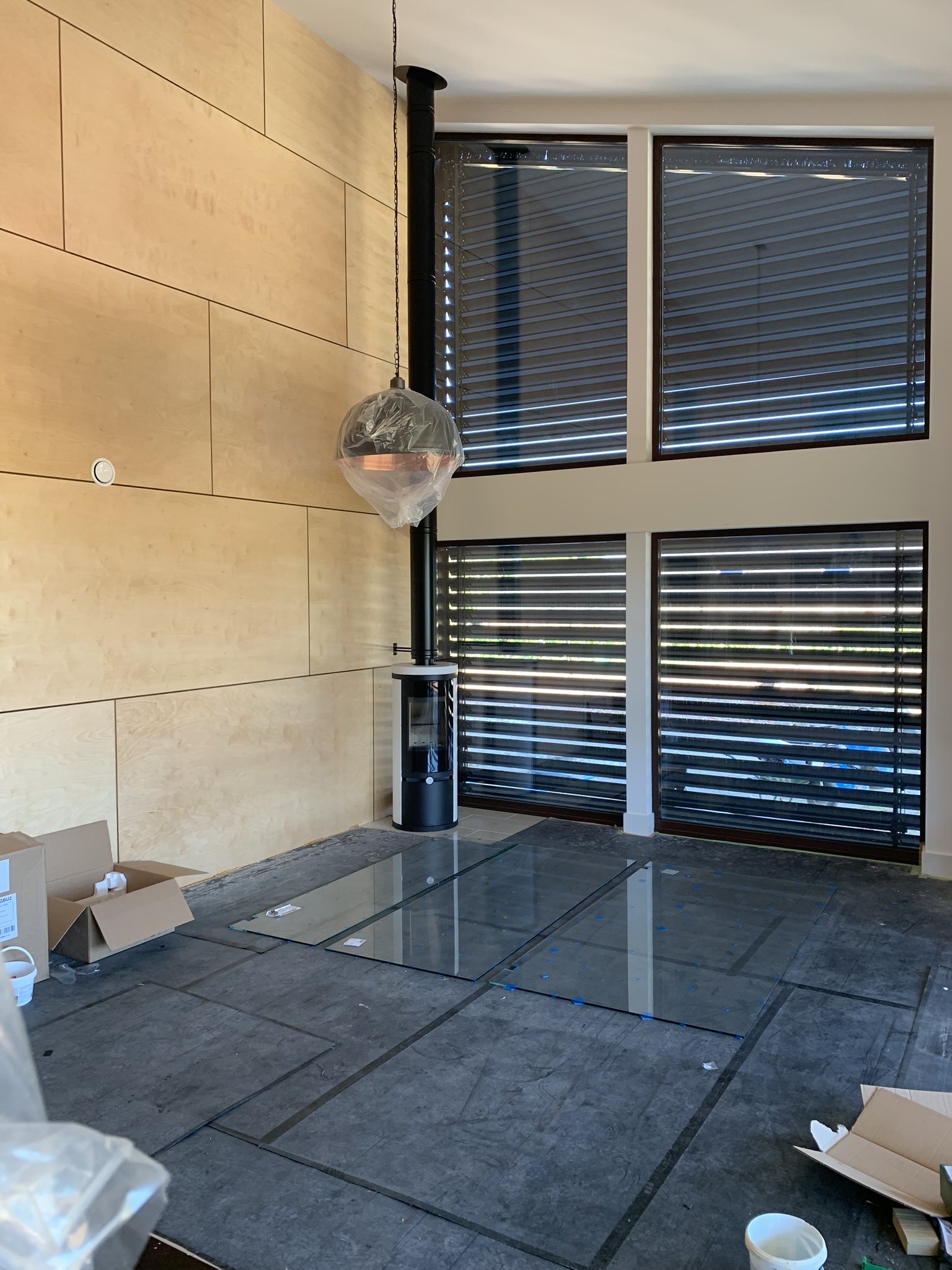 external+louvres+window+shading+louvres+exterior+blinds+sunshield+uk+uk0044.JPEG