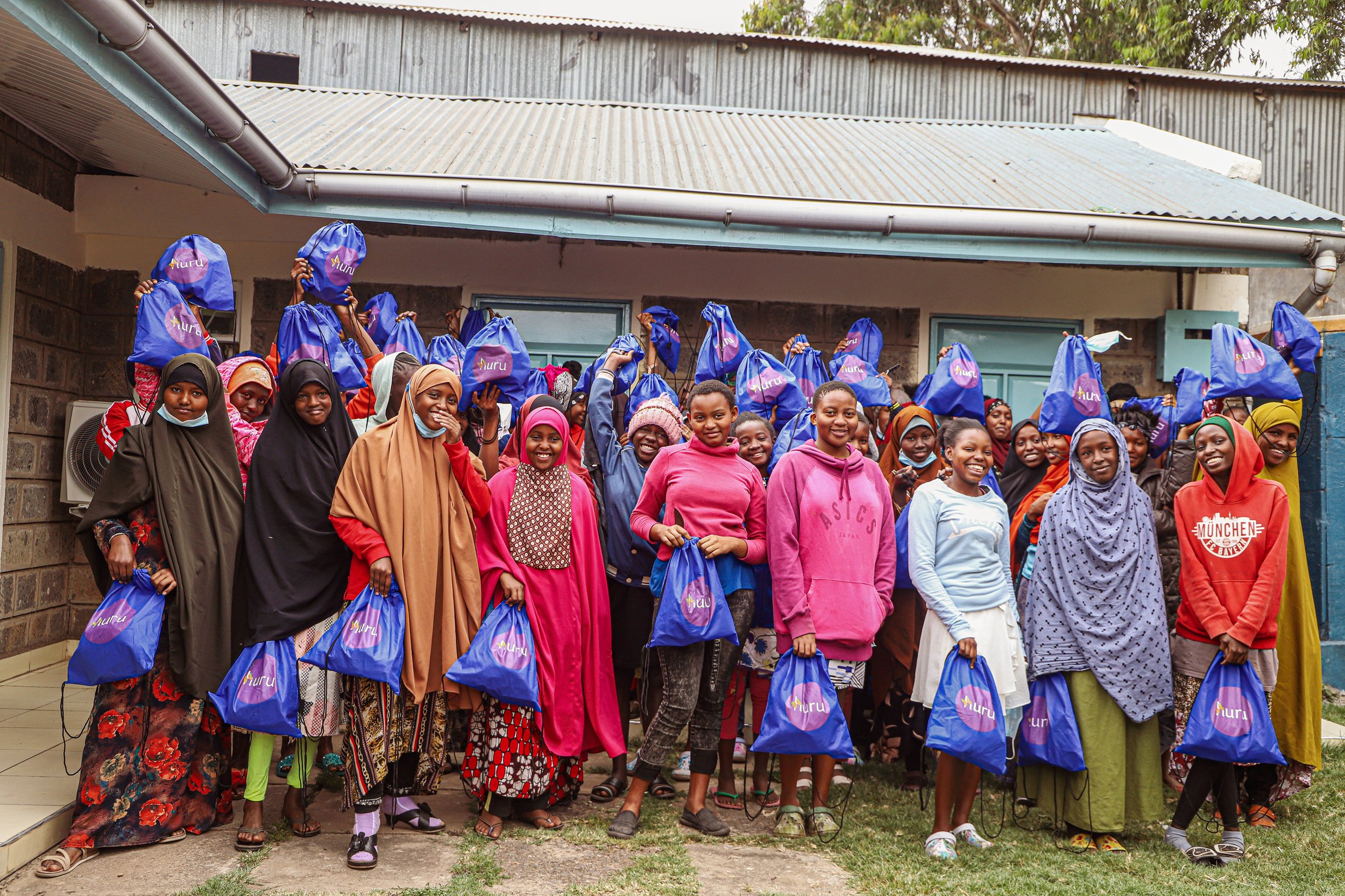 Group-photo-of-all-cycle-beneficiaries-with-their-kits-2.jpg