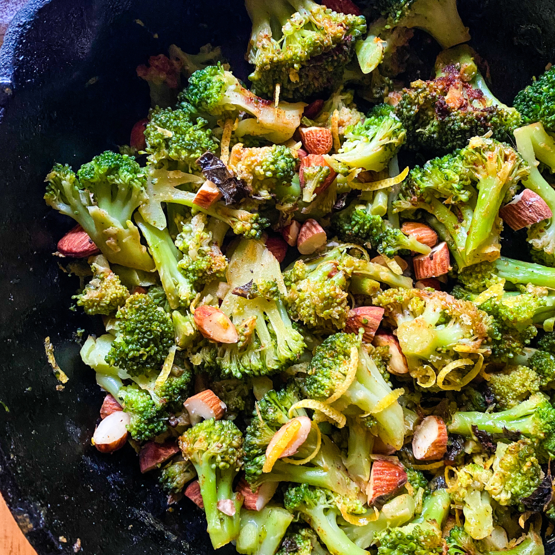 Broccoli with Lemon, Garlic and Almonds
