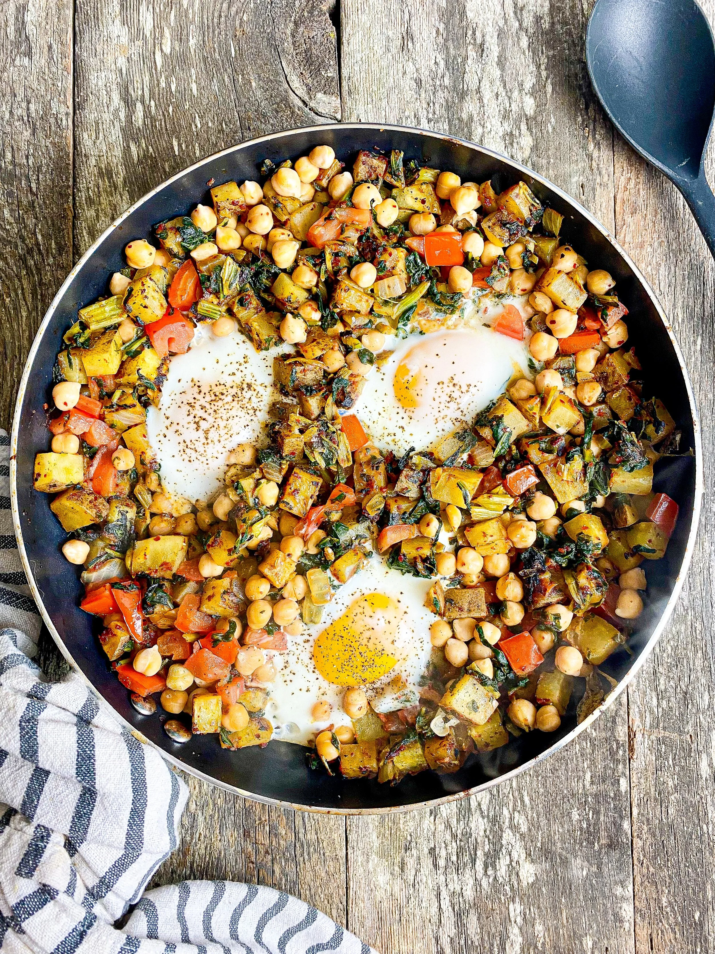 chickpea potato hash recipe from the blog findingmyfierce.com