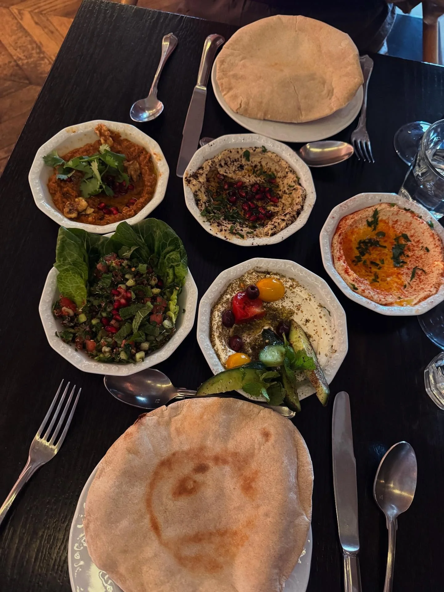 ✨ Brunch dreams do come true… and they live at Suraya in Philly. From the buttery, flaky pastries to the rich, velvety lattes and colorful mezze plates, every bite felt like a little escape🥐☕🌿 The atmosphere is just as beautiful as the food