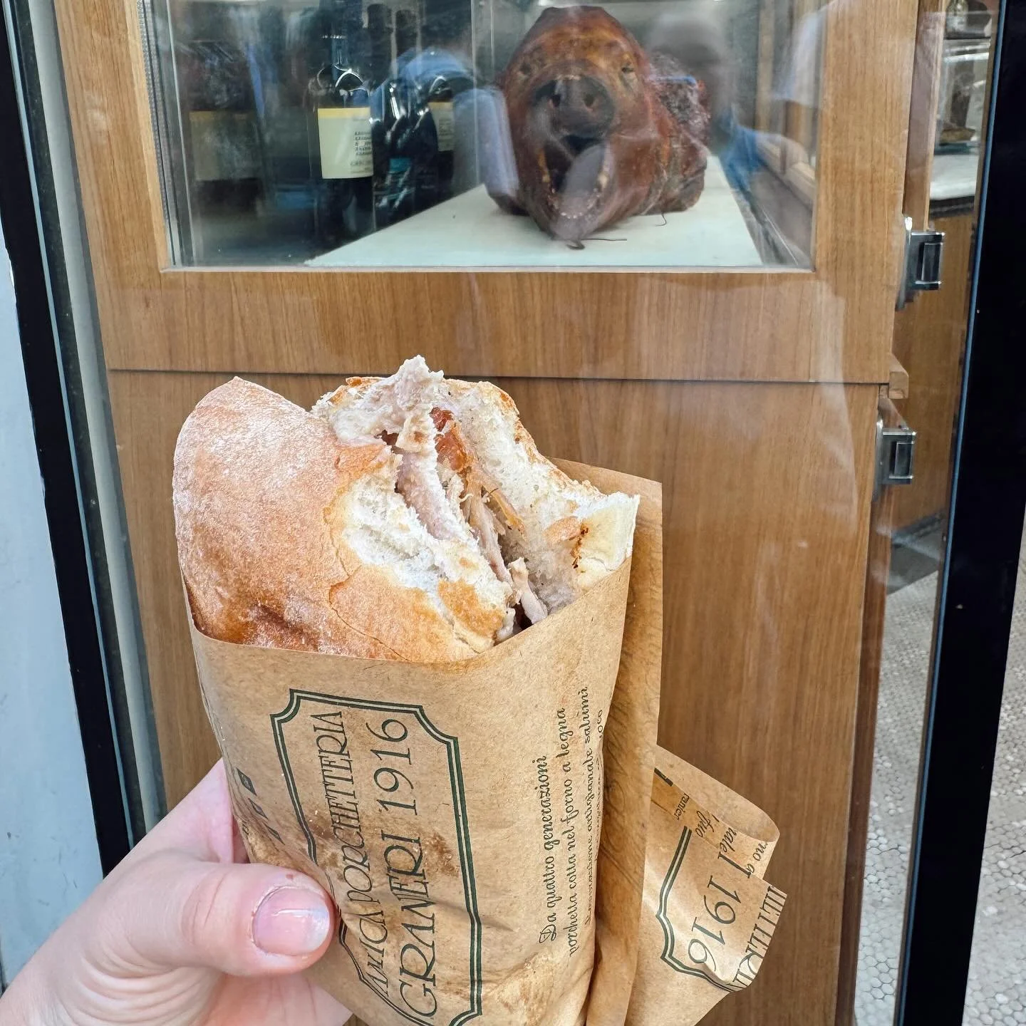 A century of flavor! While in Florence, my husband and I HAD to return to Antica Porchetteria Graniera dal 1916. At Antica Porchetteria Graniera dal 1916, tradition meets taste in every bite of authentic Italian porchetta. 🇮🇹✨
📍Since 1916 &mdash; 