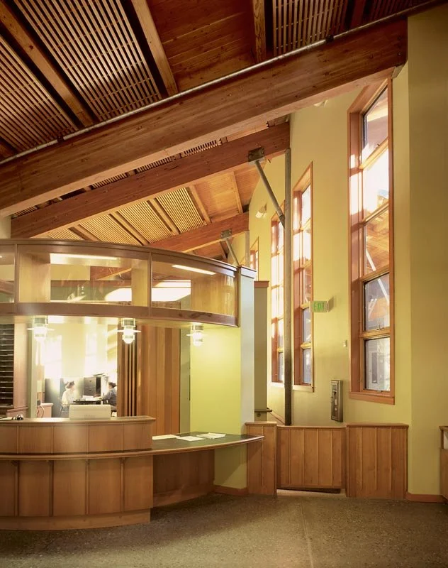 02-reception desk.jpg