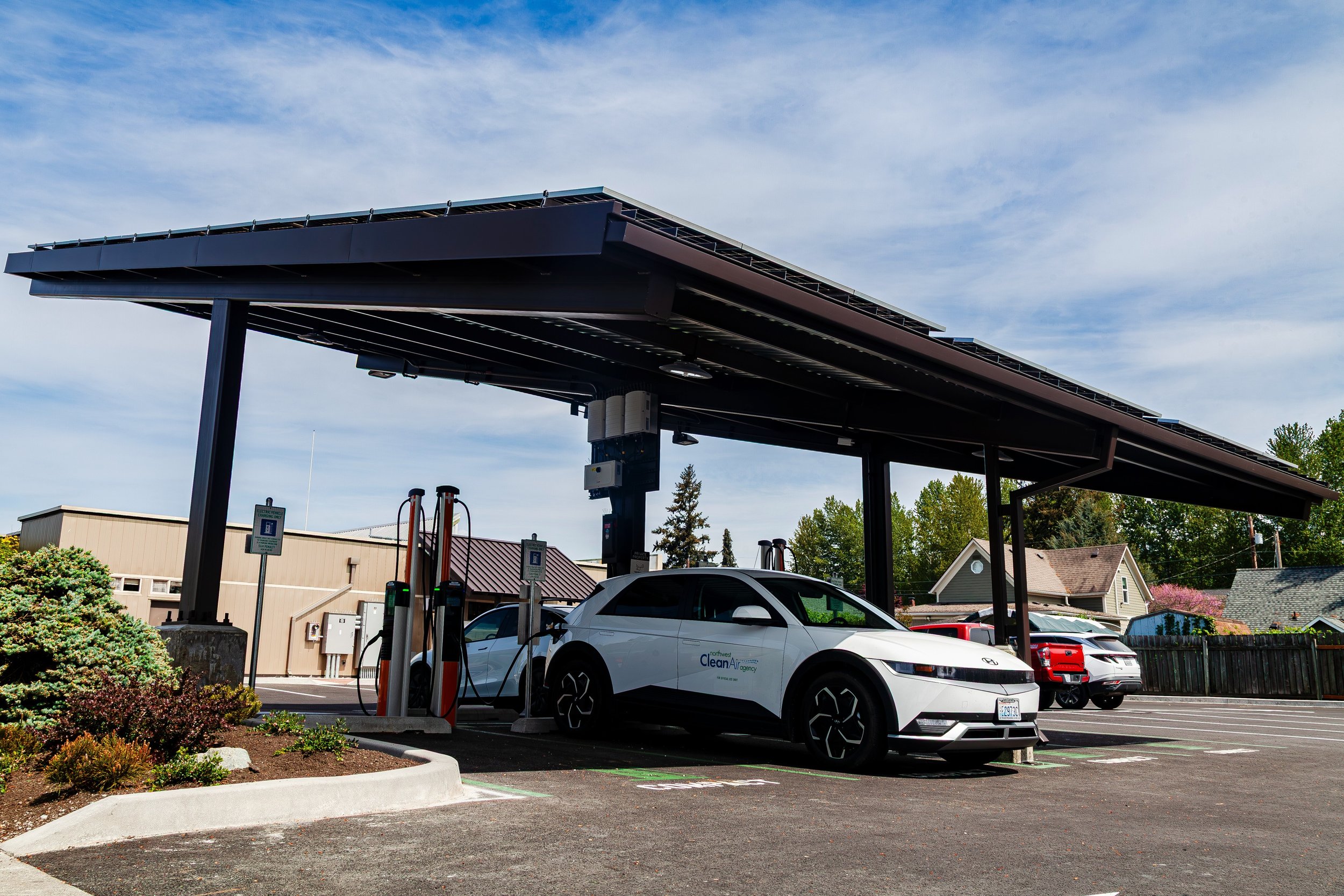 HKP recently completed a sustainability‑focused project for the Northwest Clean Air Agency, and we&rsquo;re excited to see it fully online. The new steel canopy structure, topped with a 27+ kW PV array, now supplies over 60% of the building&rsquo;s e