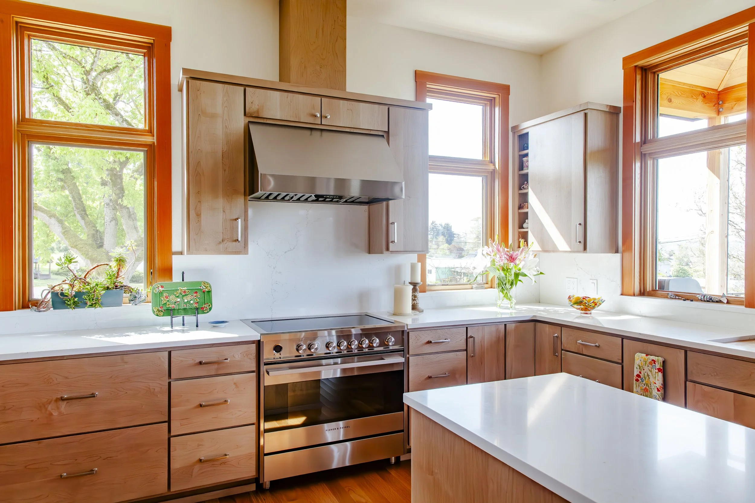2026-HKPA_Bay-View-Residence_Kitchen_16.jpg