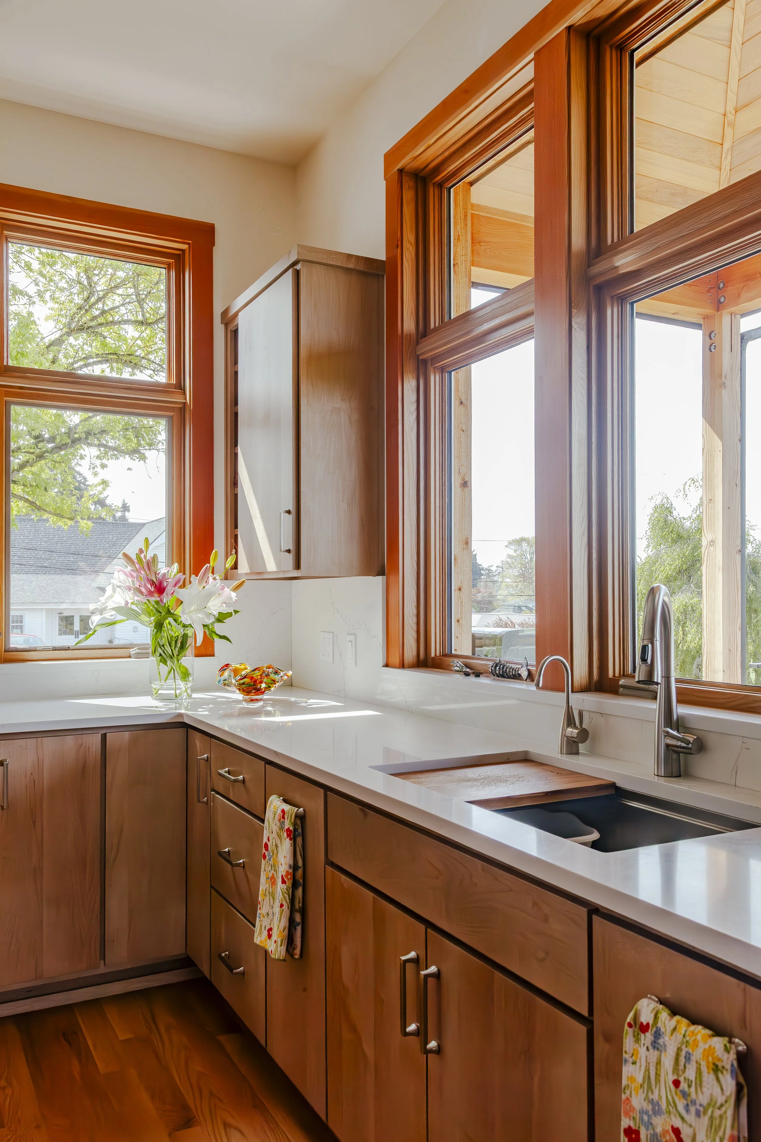 2026-HKPA_Bay-View-Residence_Kitchen_39.jpg