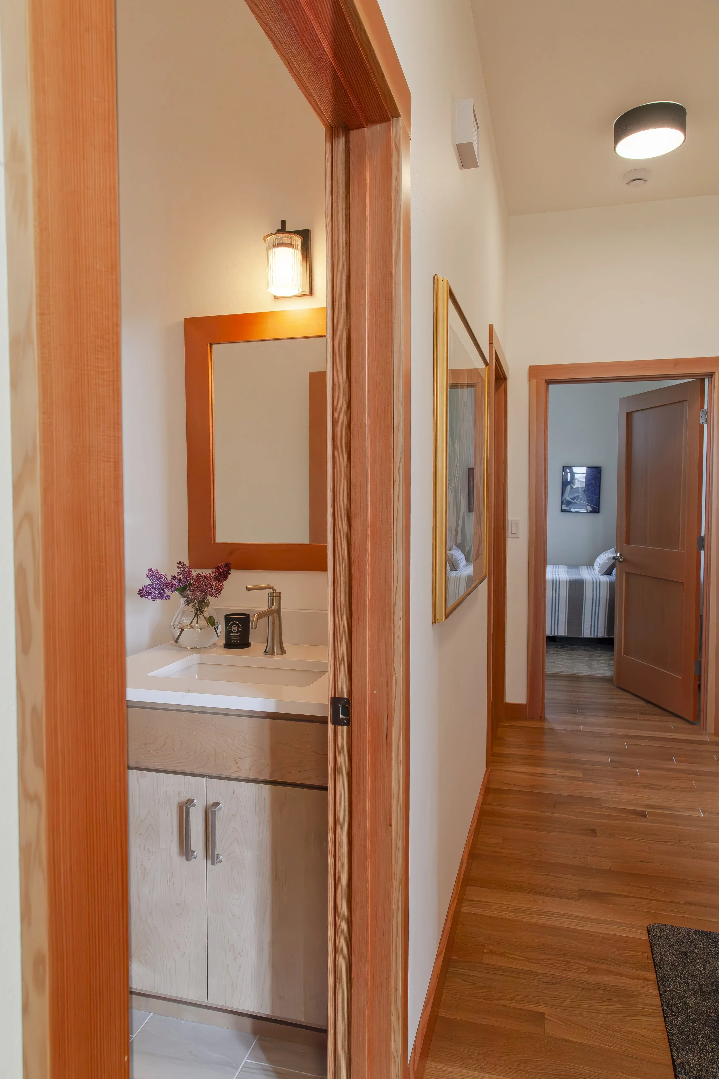 2026-HKPA_Bay-View-Residence_Half-Bath_02.jpg