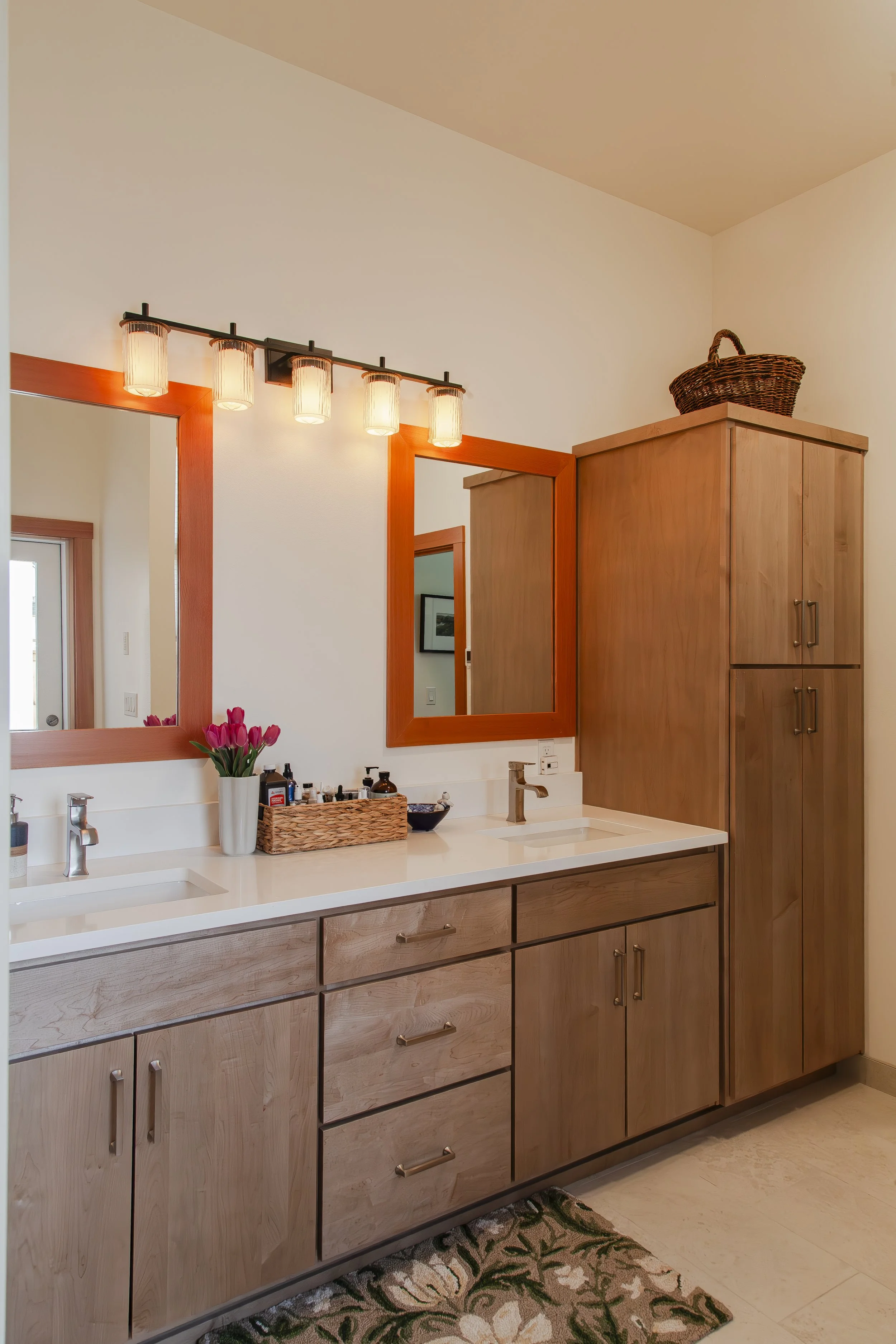 2026-HKPA_Bay-View-Residence_Primary-Bathroom_09.jpg