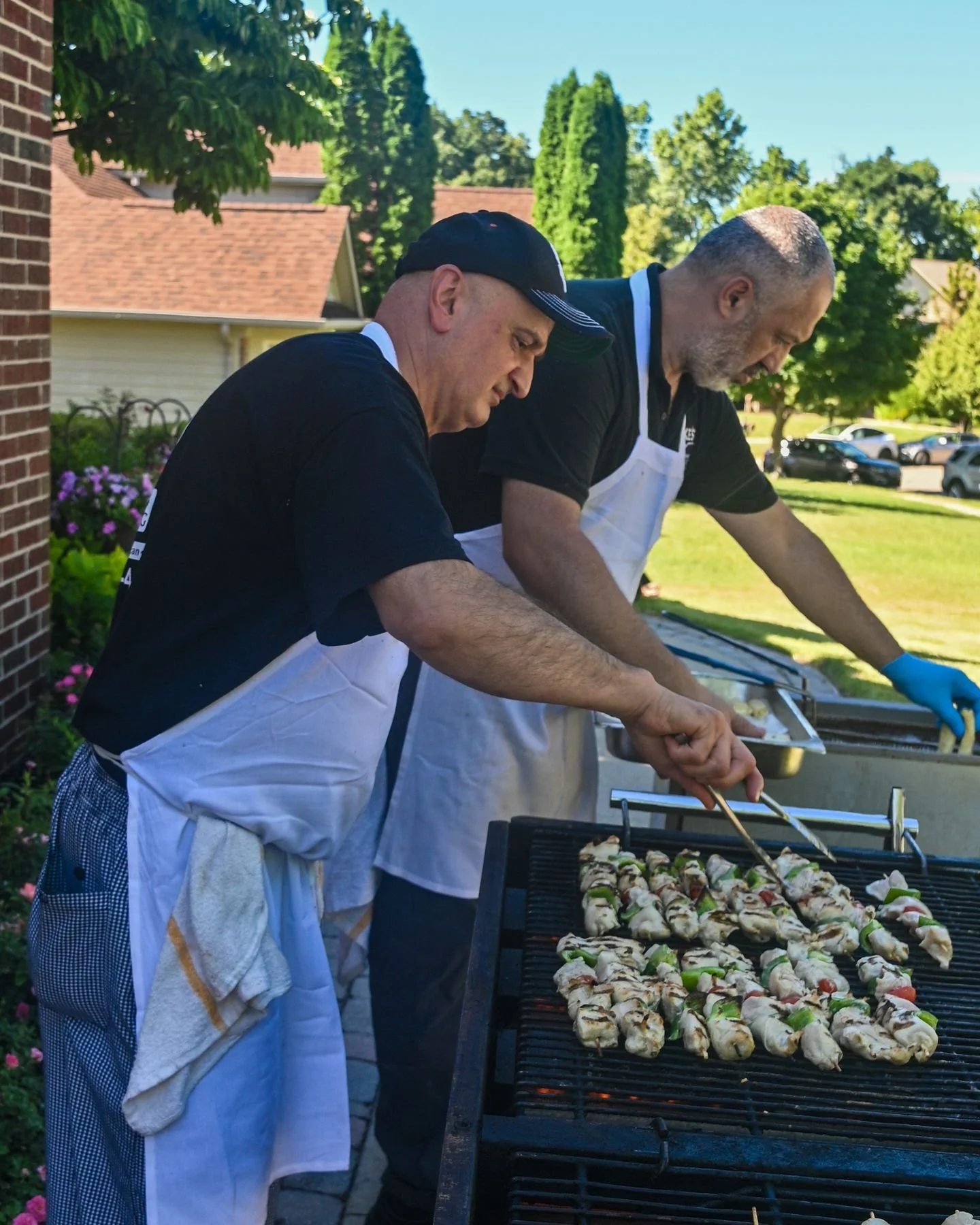 This is what a real live BBQ looks like 🔥

From the first flip to that perfect char, everything is made fresh right in front of you. No shortcuts&mdash;just bold flavor, fresh ingredients, and that smoky finish that makes every bite better 👀

Plann