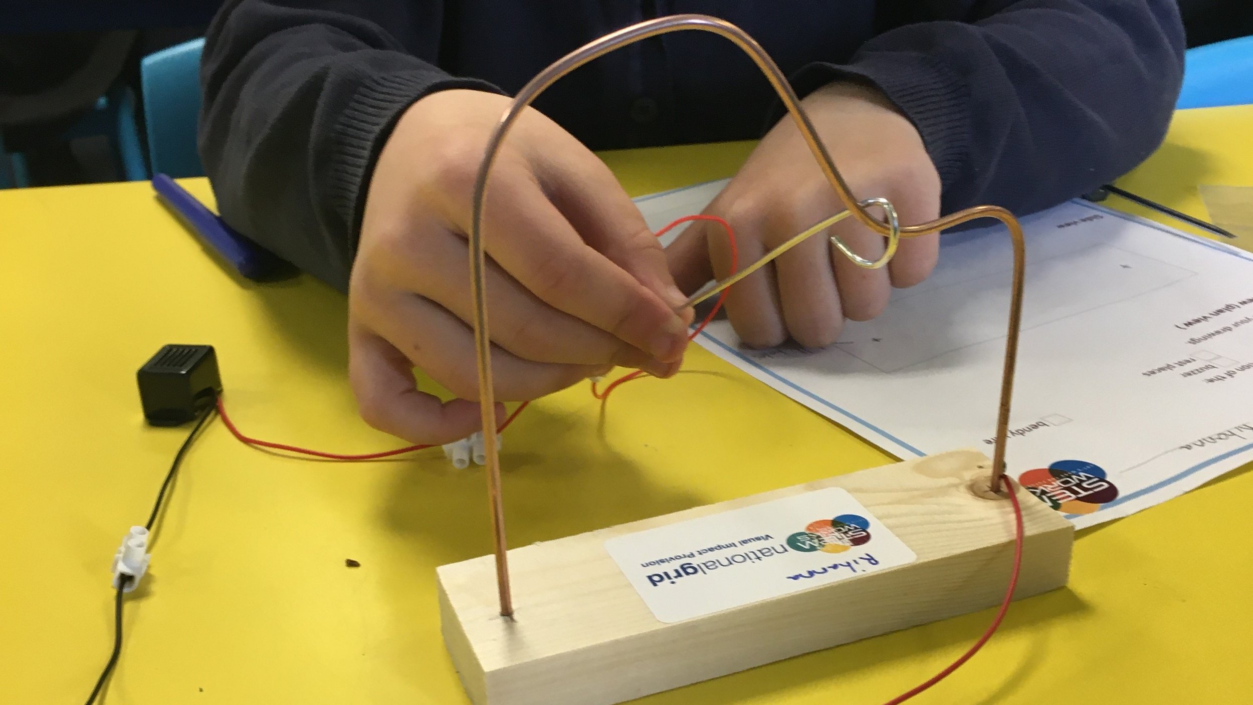 Electricity Buzz Wire — STEMworks