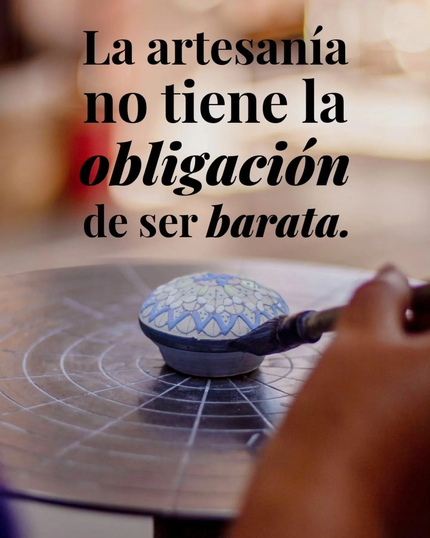 No tenemos la obligaci&oacute;n de dar el "cu&aacute;nto es lo menos". La artesan&iacute;a incluye a&ntilde;os de aprendizaje, de tradici&oacute;n, materiales, mano de obra, etc. Nunca podremos competir con una f&aacute;brica.

A todos aque