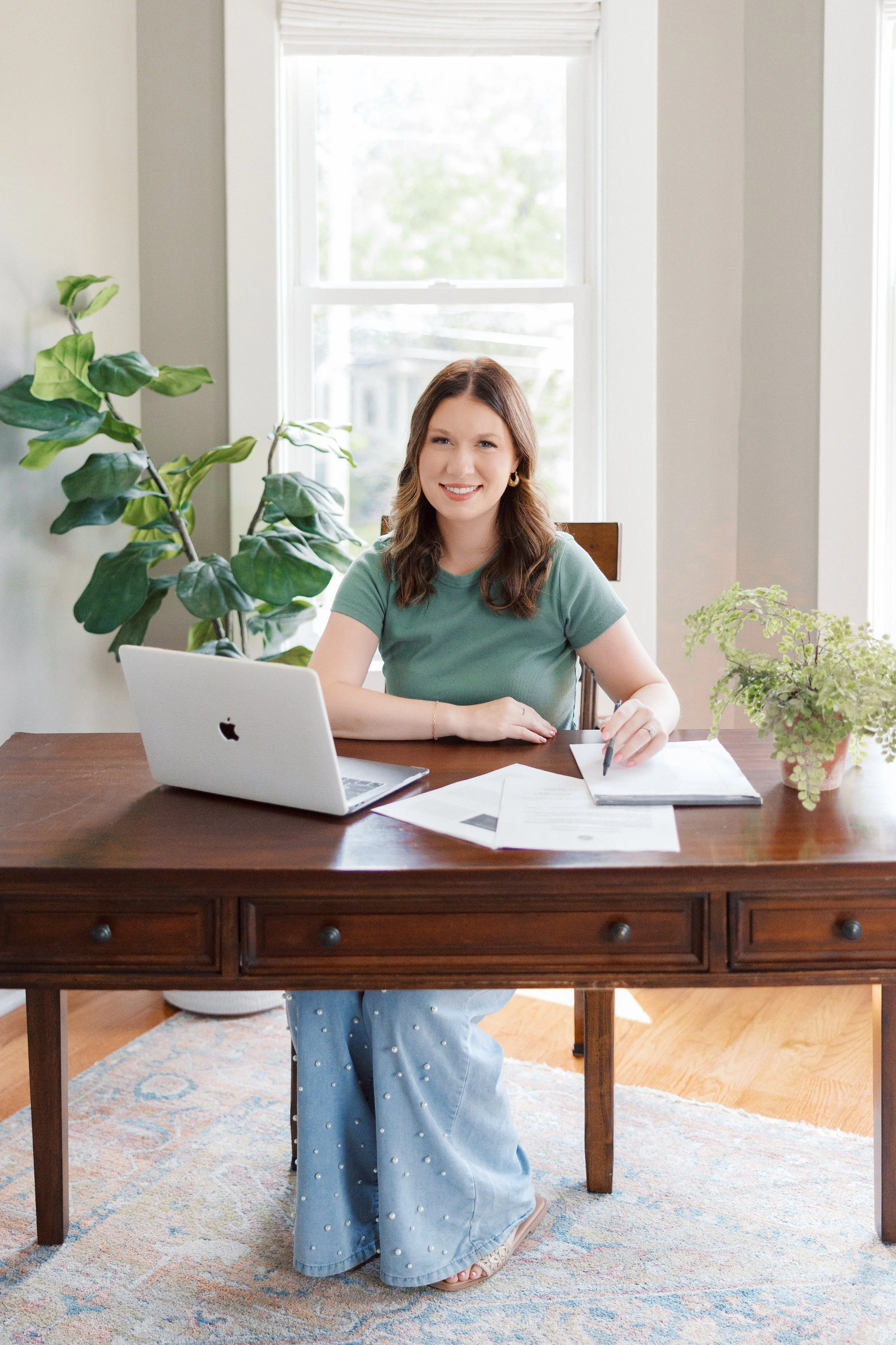 mental health therapist in office working