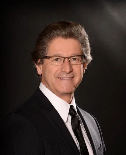 Dr. Ernesto Gomez - Owner