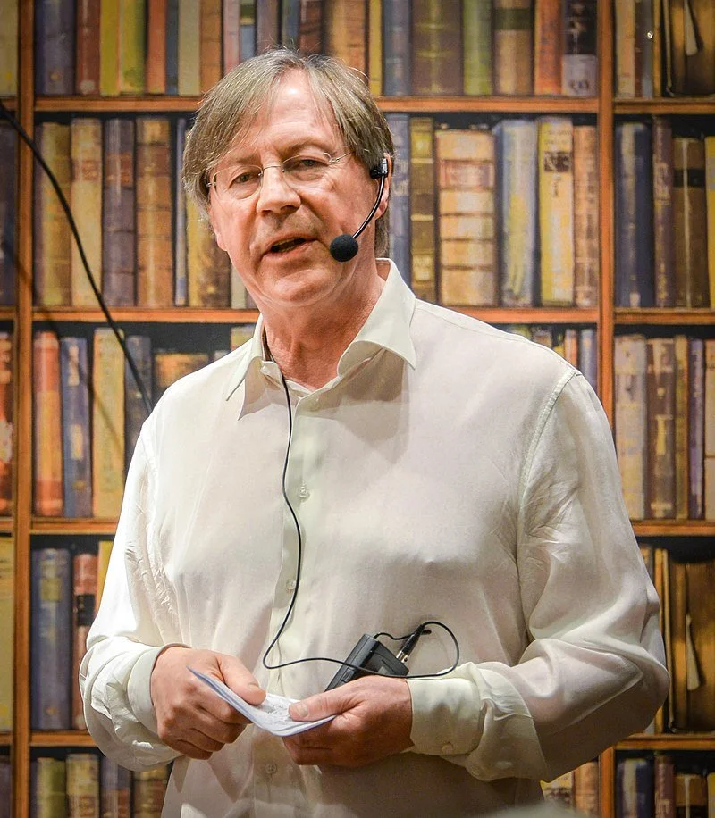 800px-Paul_Cartledge_in_2014_(2_av_5).jpg