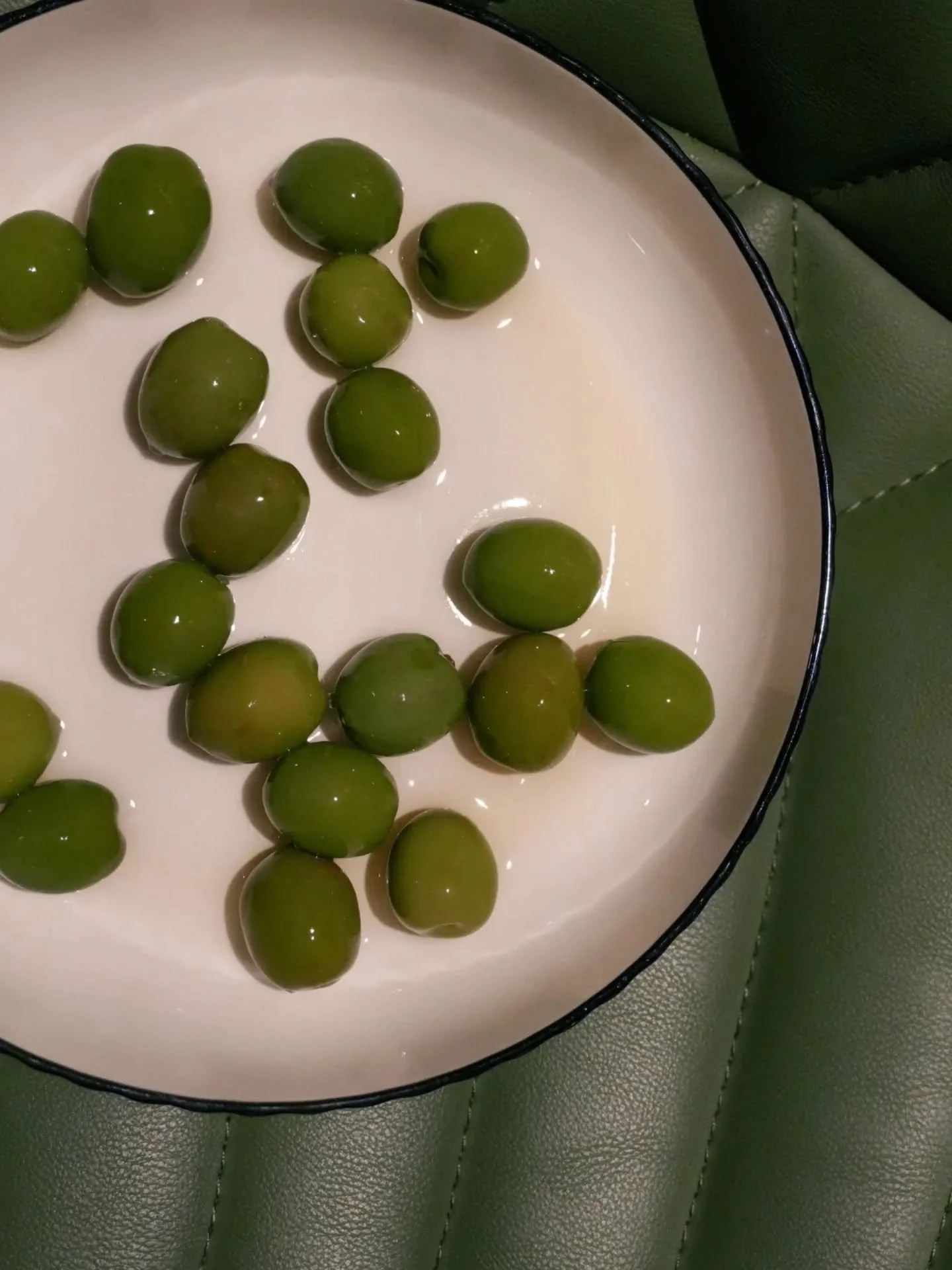 Passion olive ✌🏼
Dirty martini 🍸➡️ paix dans ton coeur