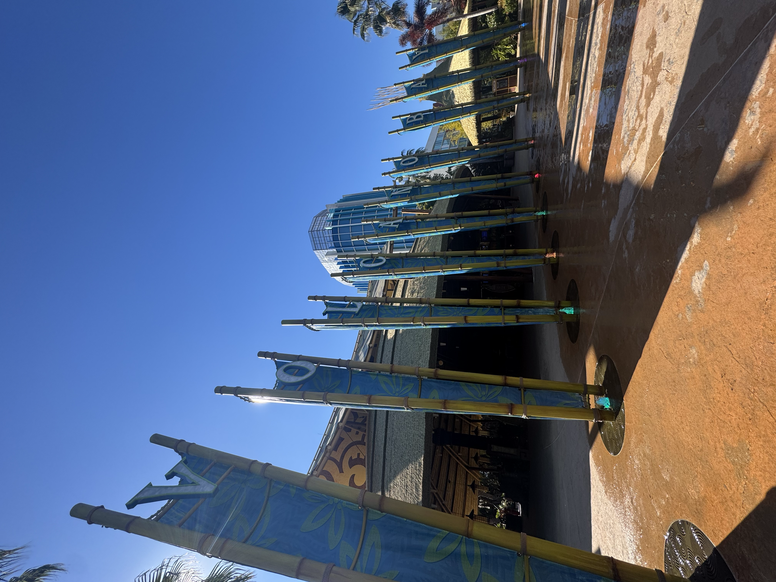 The Perfect Family Activity During your Universal Orlando Resort Vacation: Volcano Bay