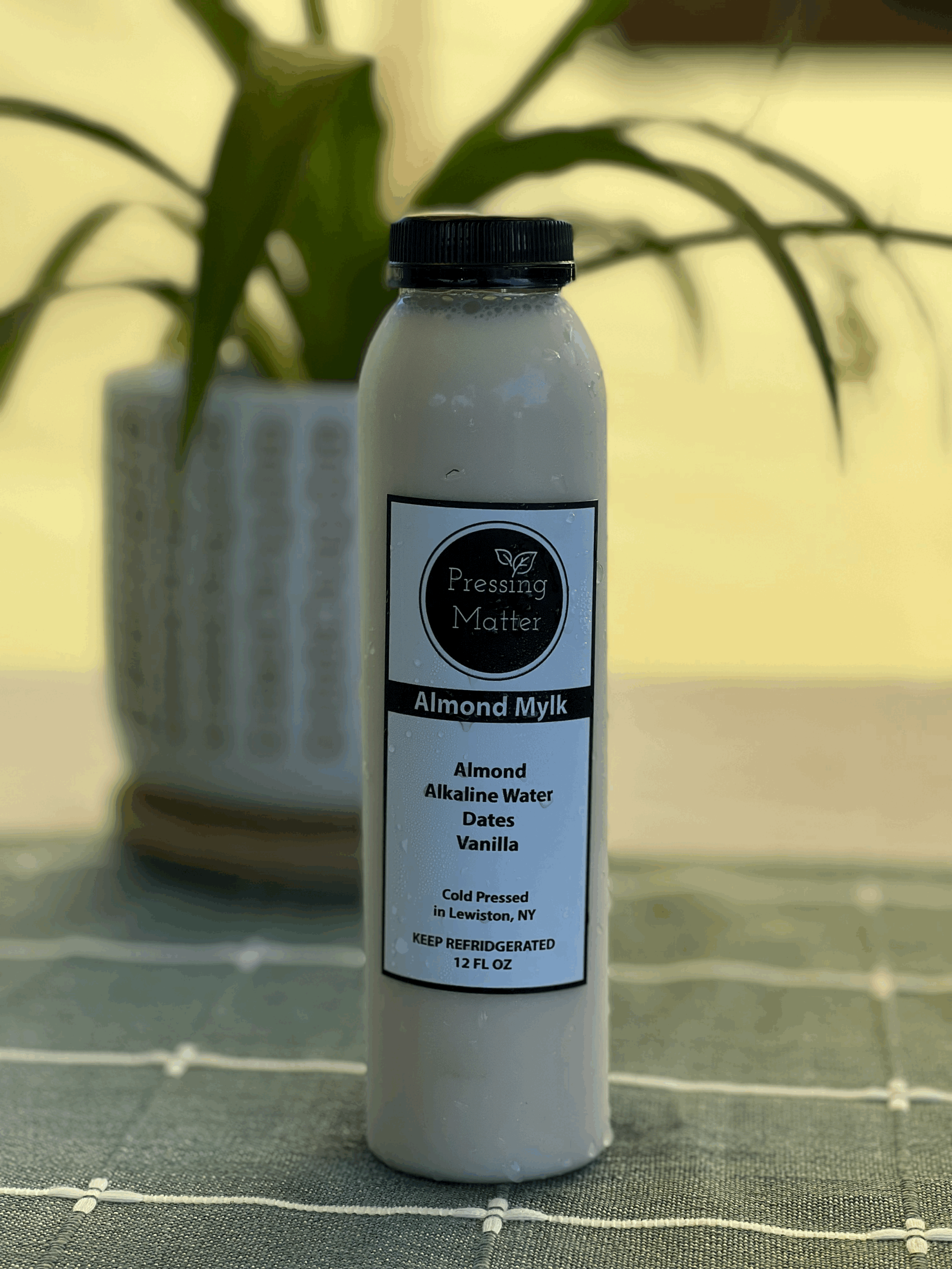 Almond Mylk