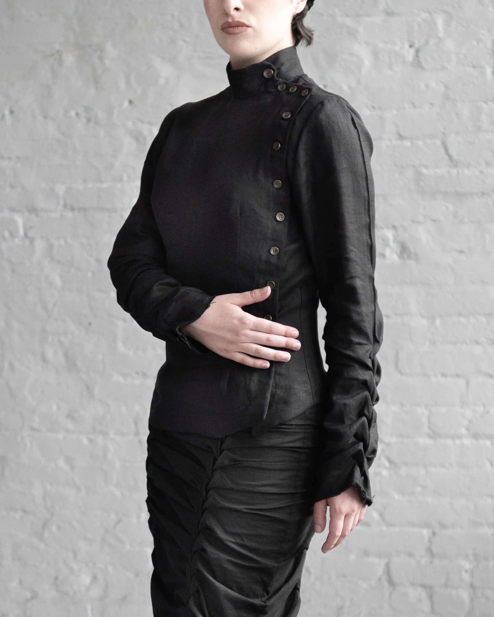 FEM LESION SHIRT - BLACK