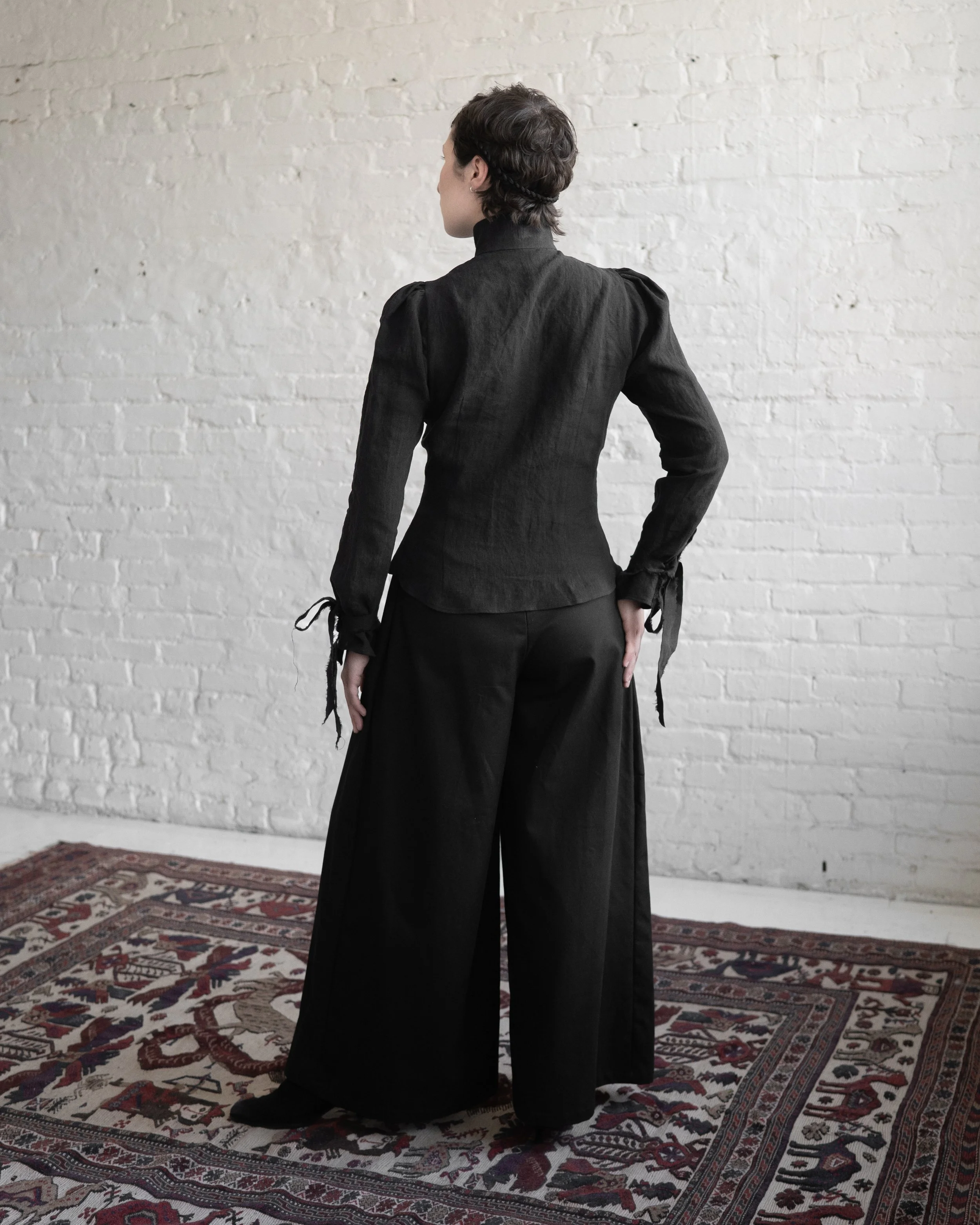 renunciation blouse blk-04.jpg