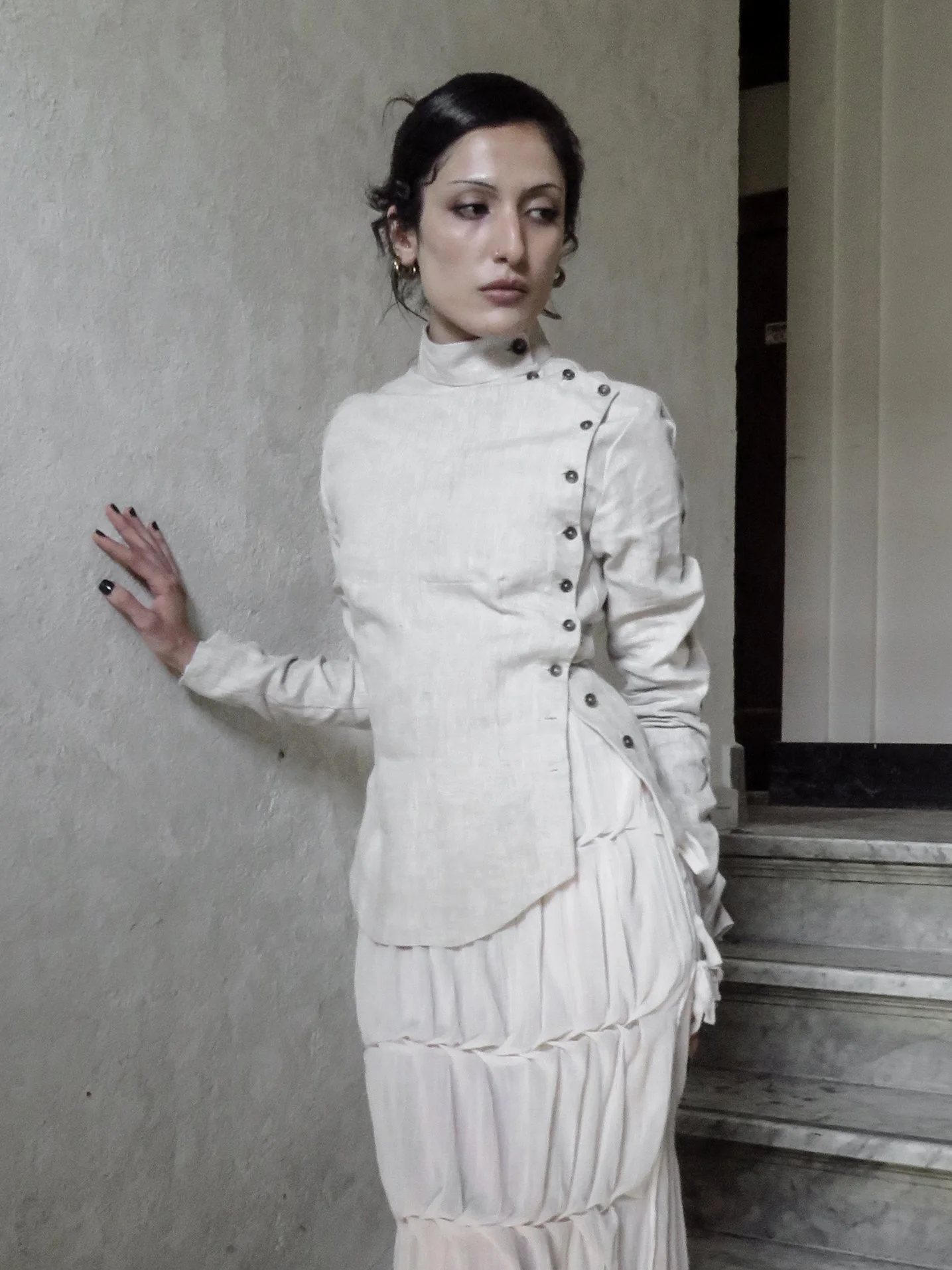 FEM LESION SHIRT - WHITE SLATE