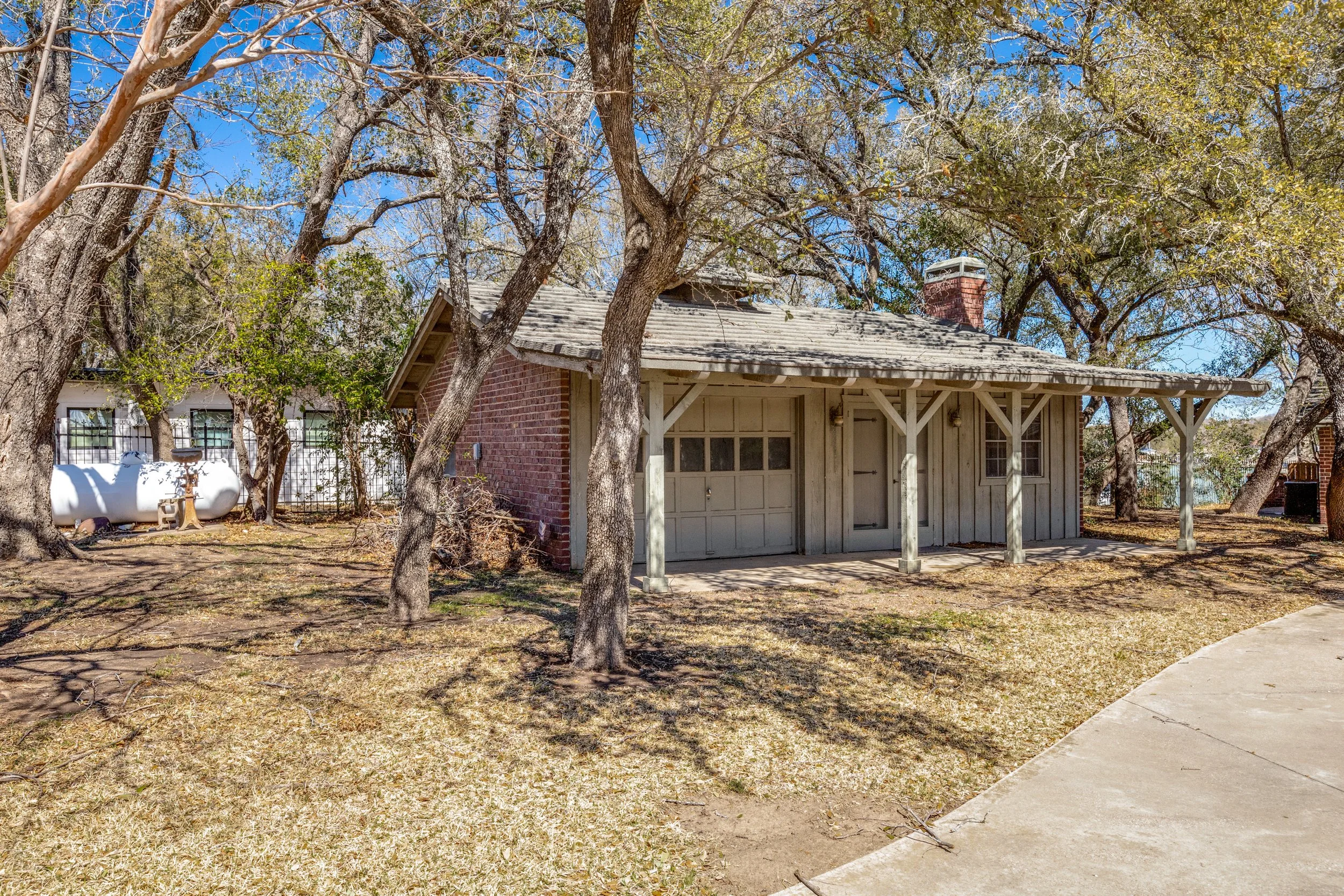 4246-shore-front-ct-fort-worth-tx-76135-High-Res-25.jpeg