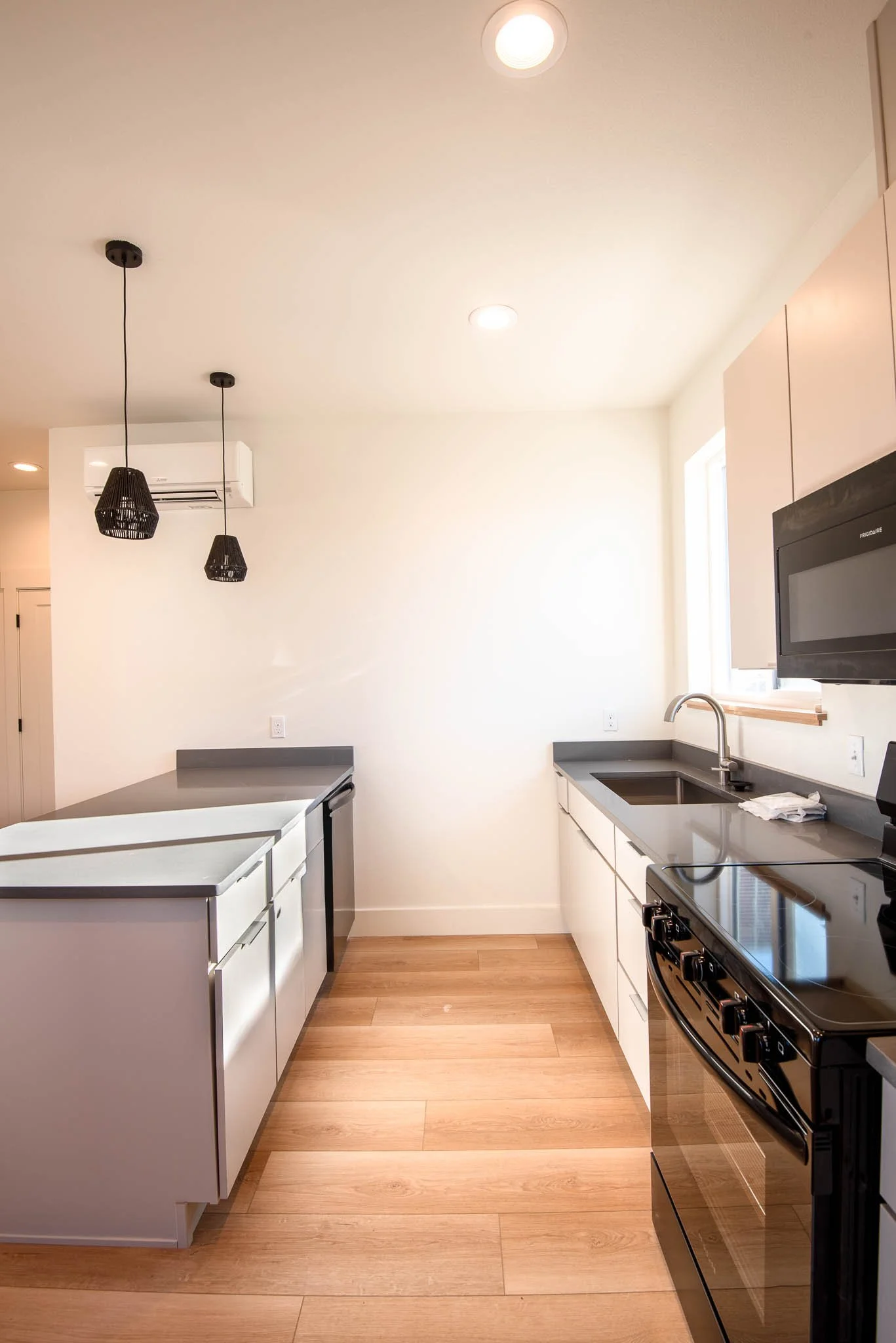 Homes for Sale_Ranchester_1407 E_Cabin 16-03.jpg