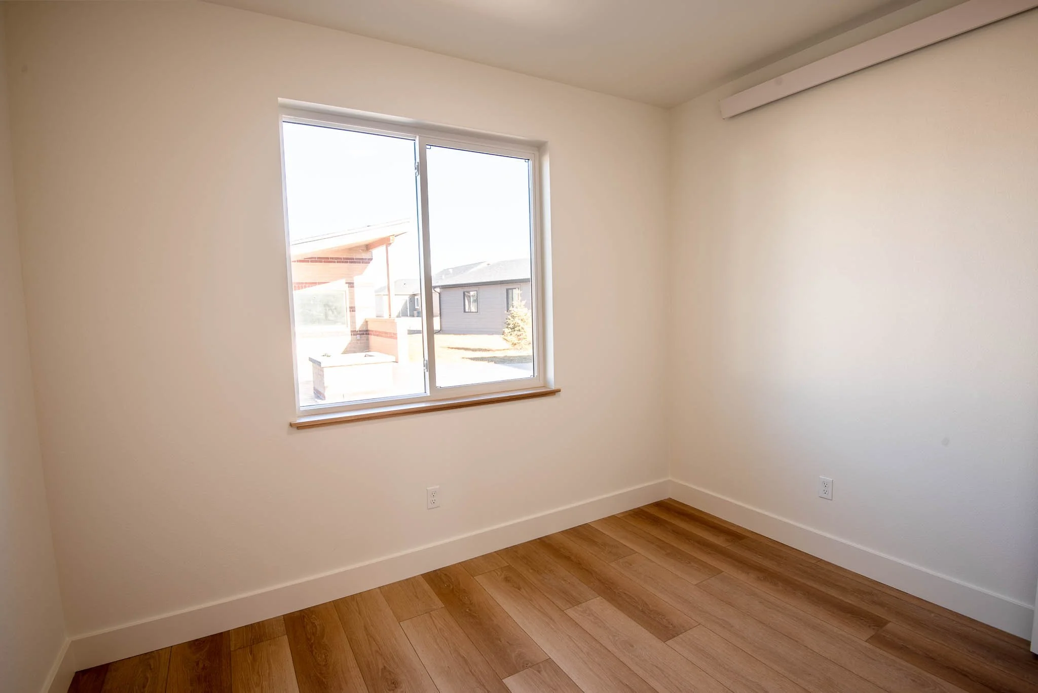 Homes for Sale_Ranchester_1407 E_Cabin 16-11.jpg