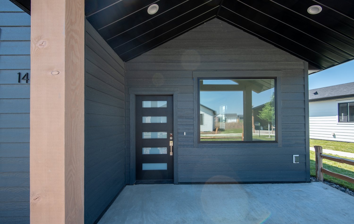 Homes for sale in Ranchester WY_1403WDr.B Porch - web.jpg