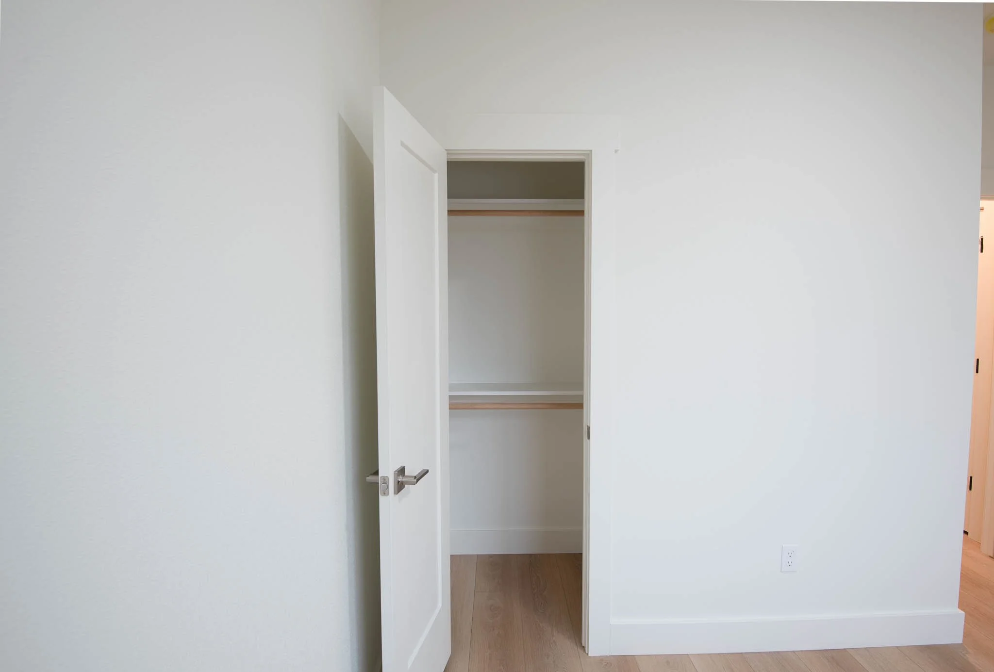 Homes for Sale_Ranchester_1407 Windsor Dr E_Cabin 16-15.jpg