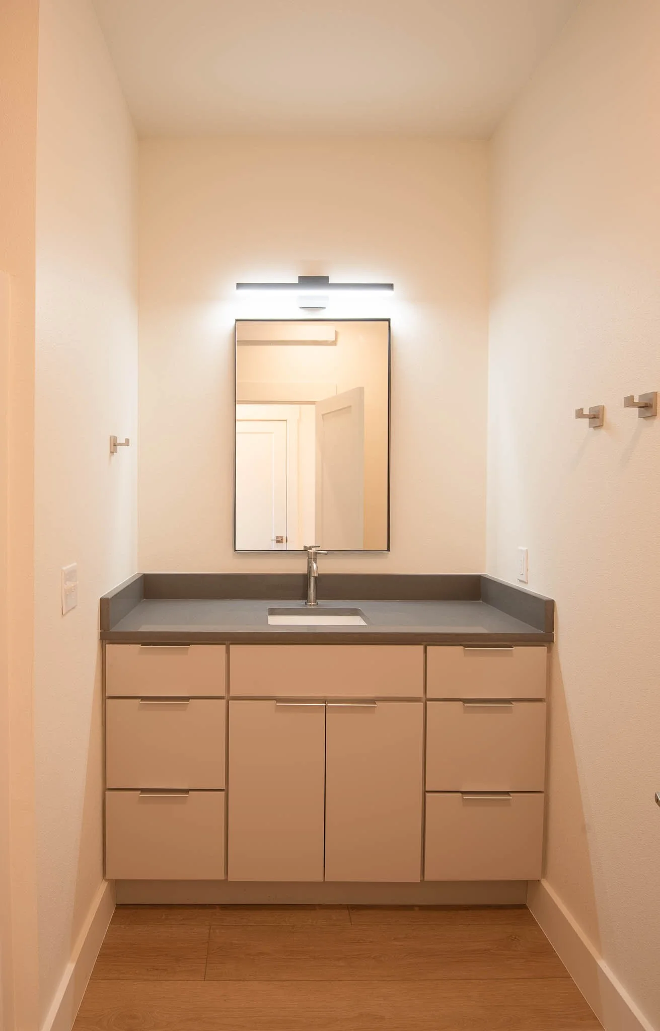 Homes for Sale_Ranchester_1407 E_Cabin 16-08.jpg