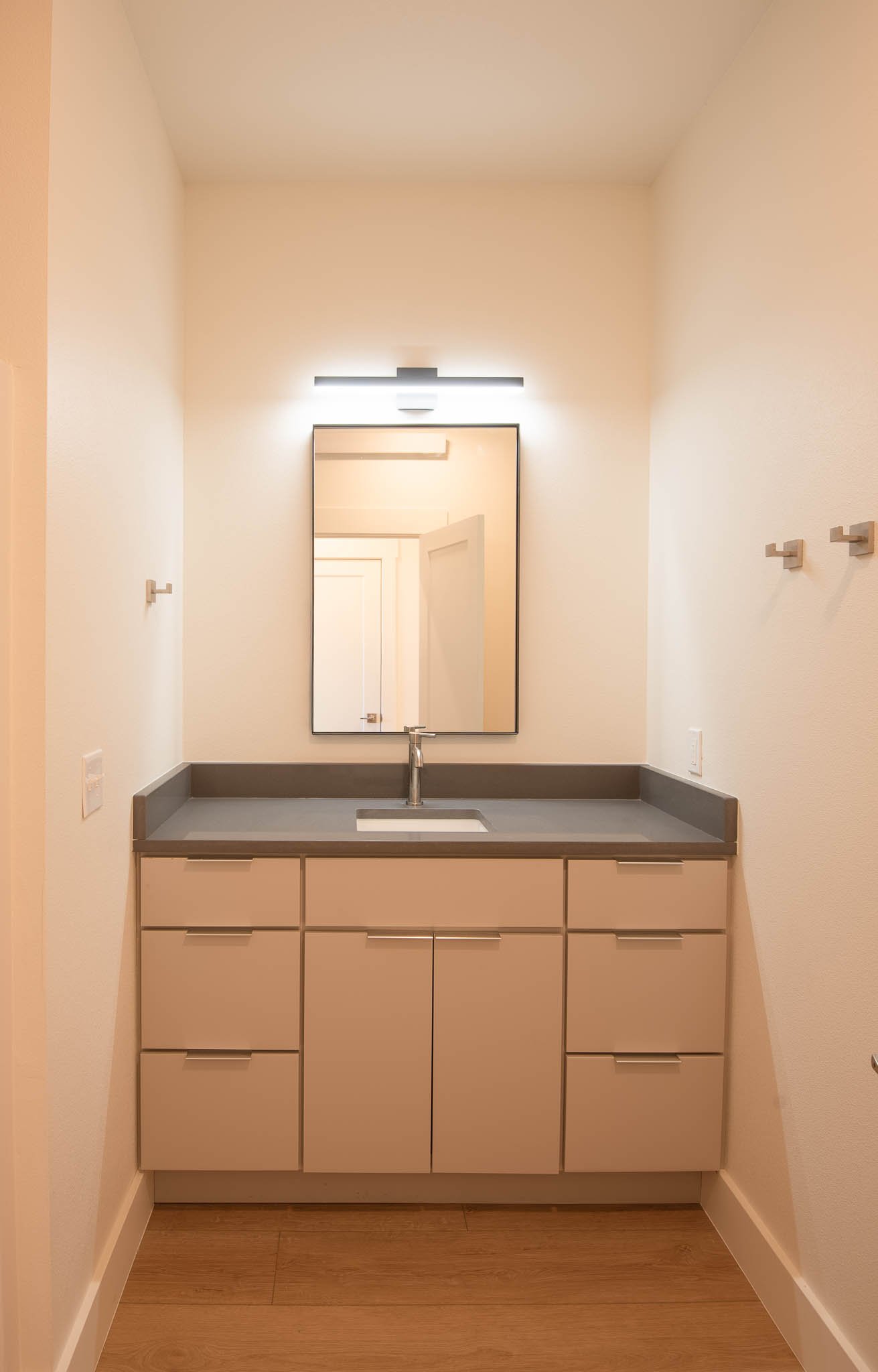 Homes for Sale_Ranchester_1407 E_Cabin 16-08.jpg