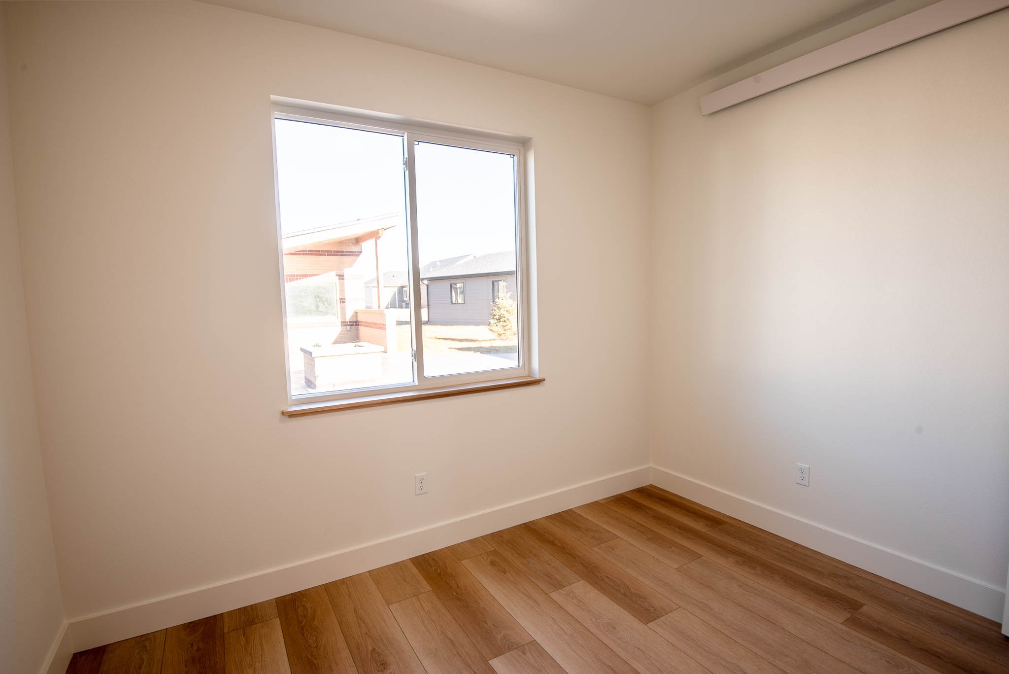 Homes for Sale_Ranchester_1407 E_Cabin 16-11.jpg