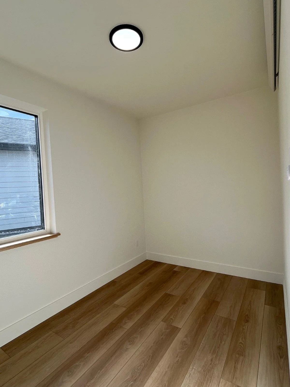 Cabin 3_Home For Sale in Ranchester WY_Interior 08.jpg