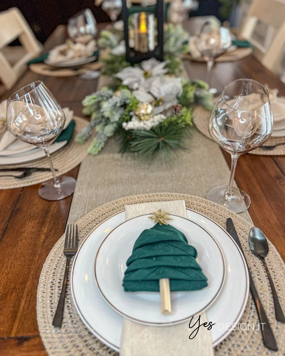 Christmas_Tree_Napkin_Place_Setting.jpg