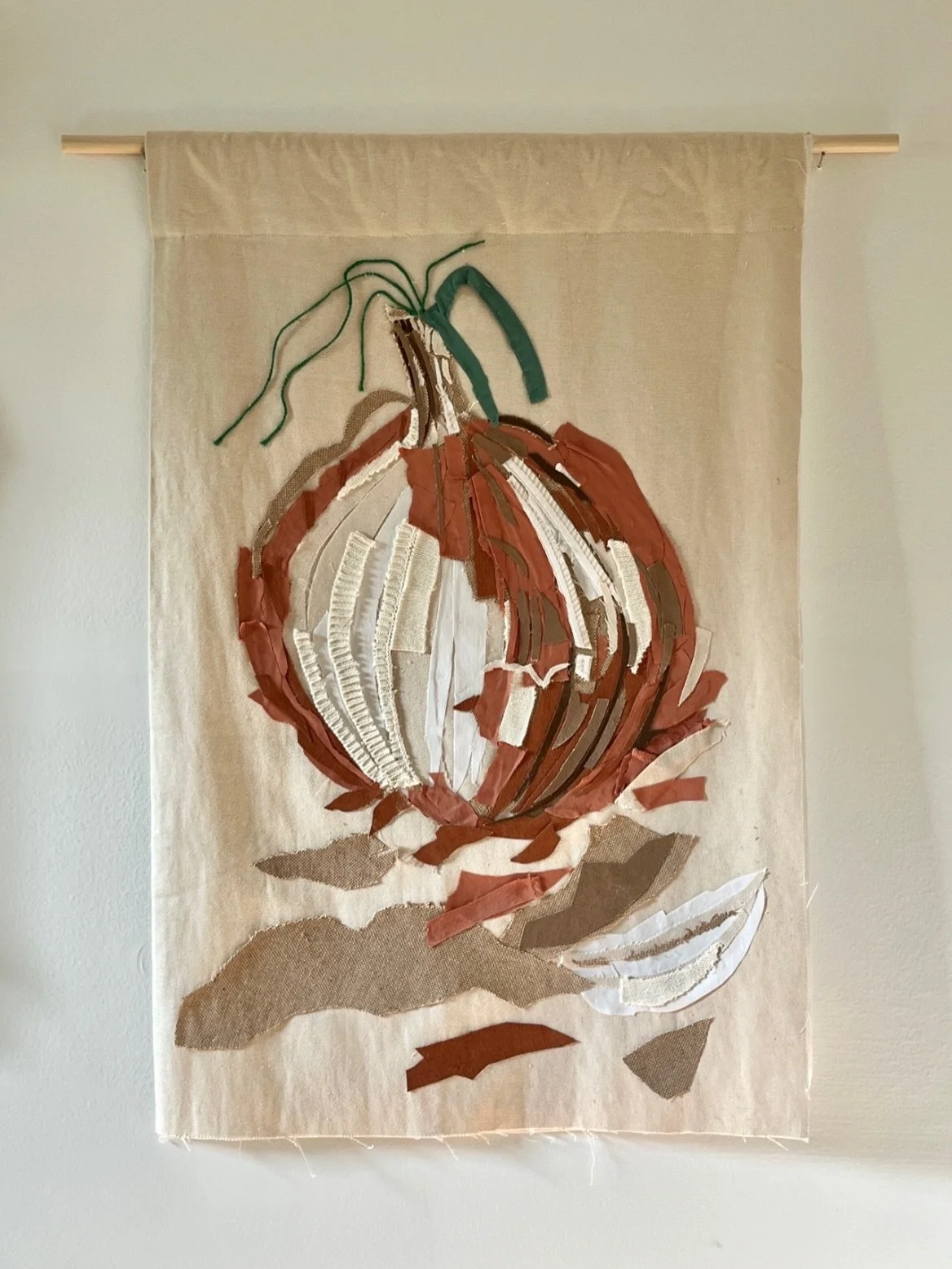 Keep peeling back the layers of this onion! 🧅 the first in my exploration of collaging with found fabric.