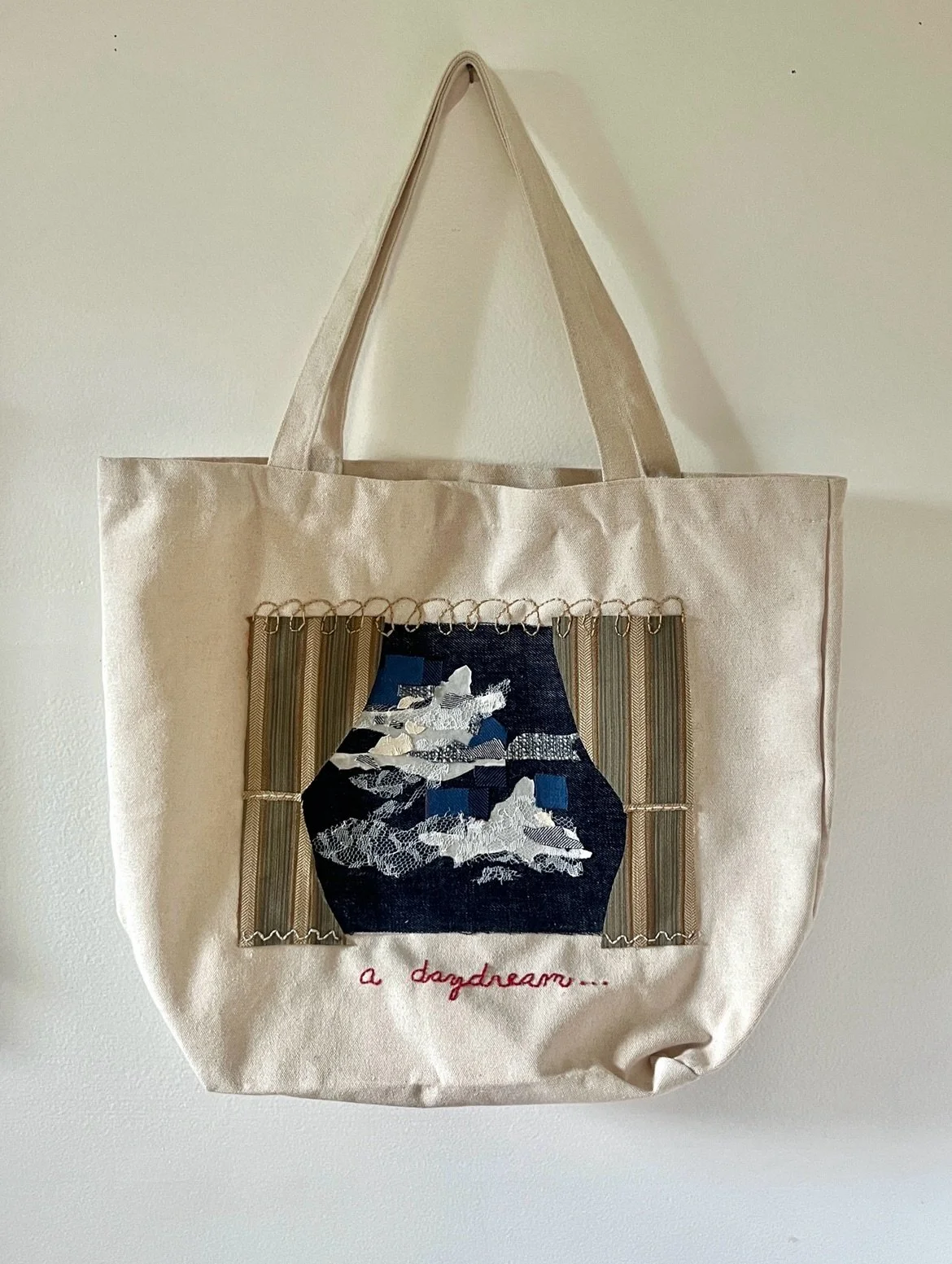 A daydream&hellip; ☁️ last tote in a series of five. Now some final reinforcements need to be done and then they&rsquo;ll be available to carry all your little things! Coming soon.