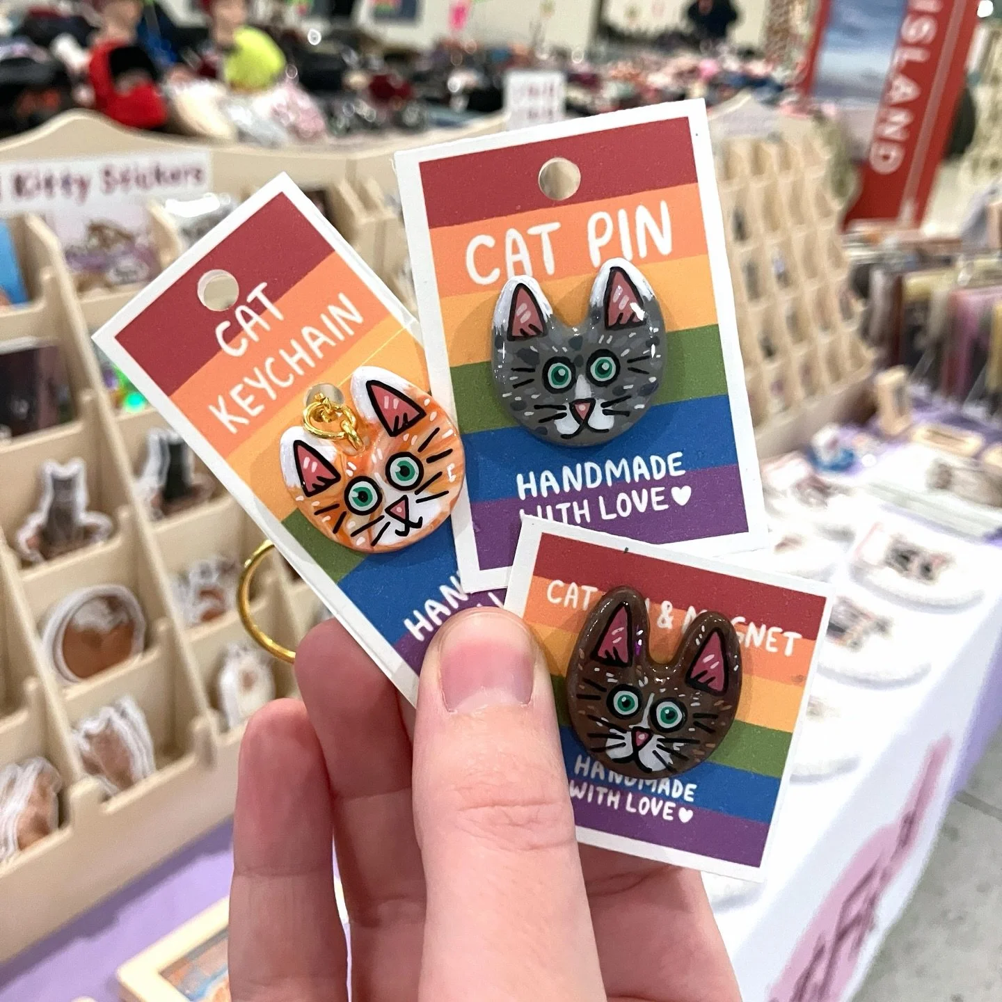 Good morning, and happy snow day! ❄️ ❄️ I&rsquo;ll be in Downtown Albany at the Empire State Plaza&rsquo;s Concourse NINE TIMES this December for the Annual Holiday Marketplace. 

Dates include December 2-4, 9-11, and 16-18, AKA the first three Tuesd