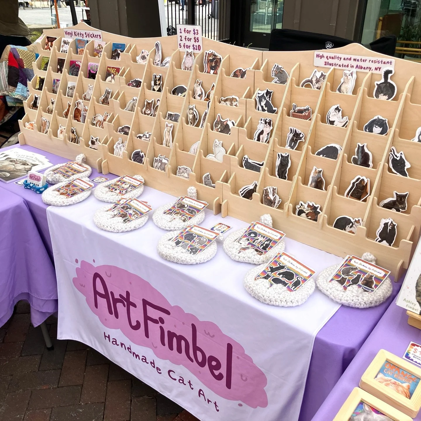 Market season is back!! @madeonjay is my first outdoor market of the year, and I&rsquo;ll be back again next week too. 💛💛 I&rsquo;m at the Franklin end of Jay Street, right outside Simone&rsquo;s Kitchen.