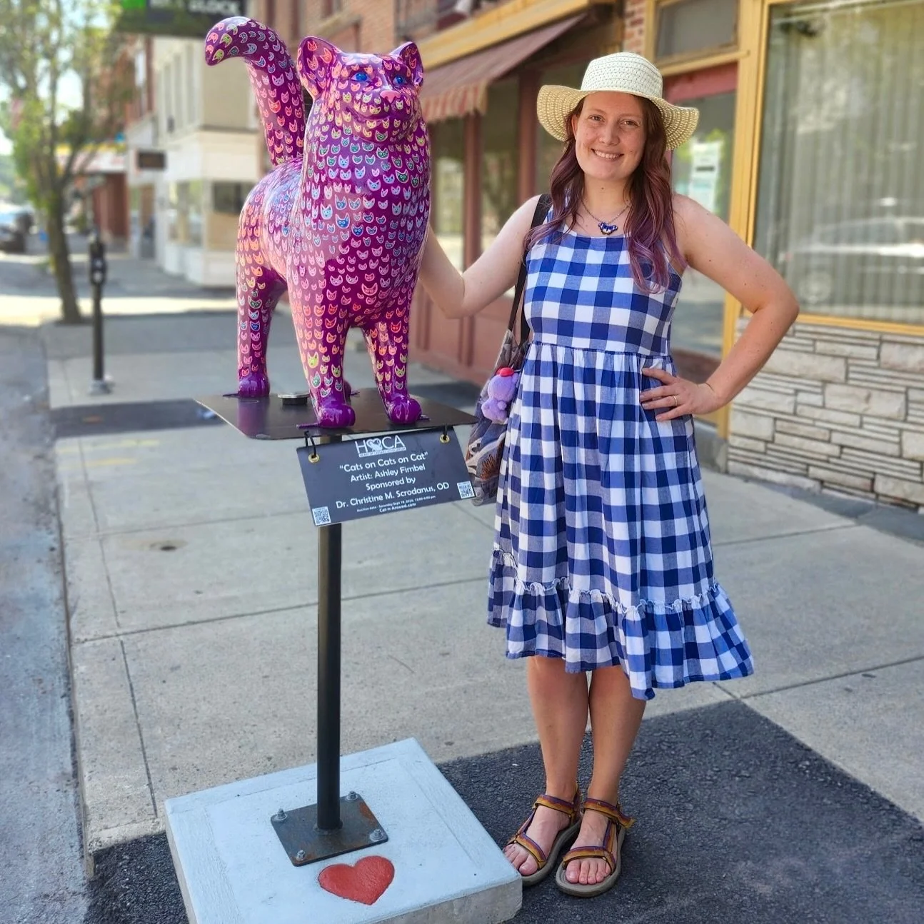 I&rsquo;m back to talking about my @catnaroundcatskill cat again! Last Wednesday, we set aside some time to visit Catskill and go cat-watching. Thomas hadn&rsquo;t been yet, so we visited my cat and all of the others on Main Street. We also spotted s