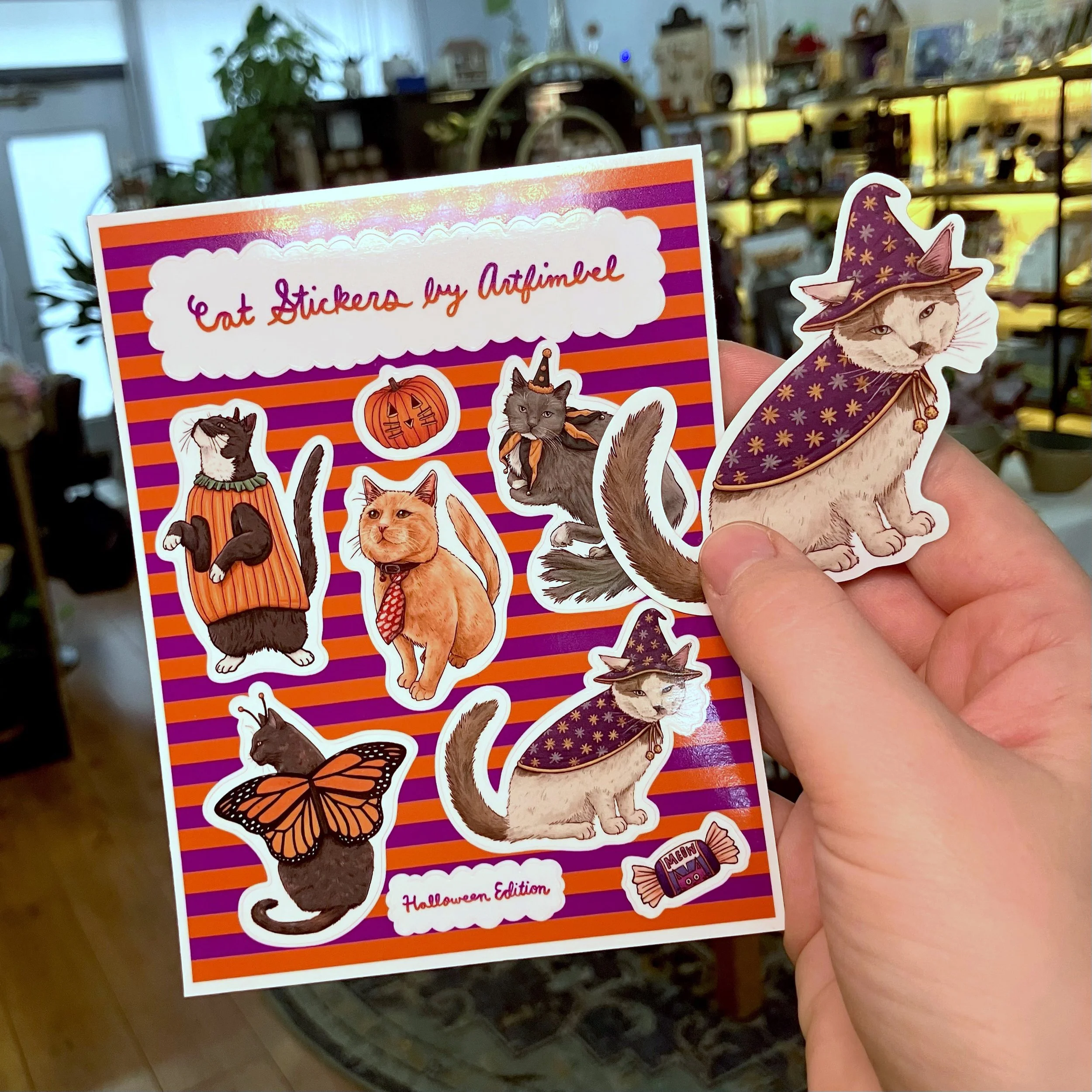 Happy Halloween! 🎃🐈&zwj;⬛ In my world, Halloween goes from mid-September to mid-November. Maybe even longer, depending on the weather and general vibes.

I dropped off my brand new Halloweeen stickers at @hanginhandmadeboutique today! I&rsquo;ll al
