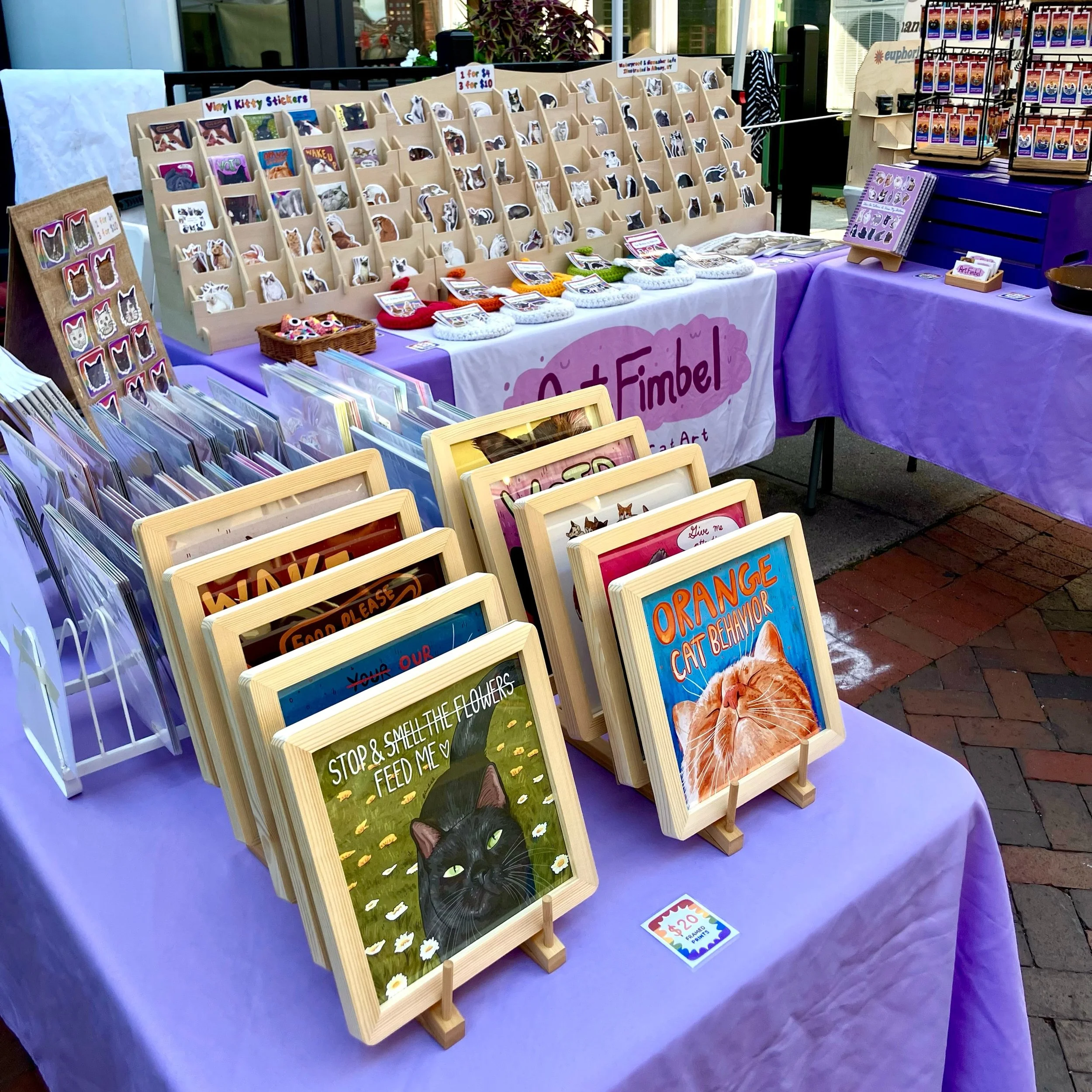 Good morning! ☀️☀️ It's the last @madeonjay of the season, and I'm here with my cat art. You can find me across from Buds on Jay!