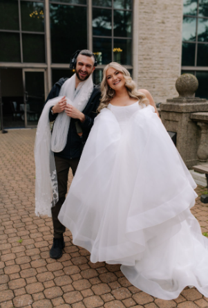 How Do You Know a Wedding Videographer Is Actually Good? It's in the First Call