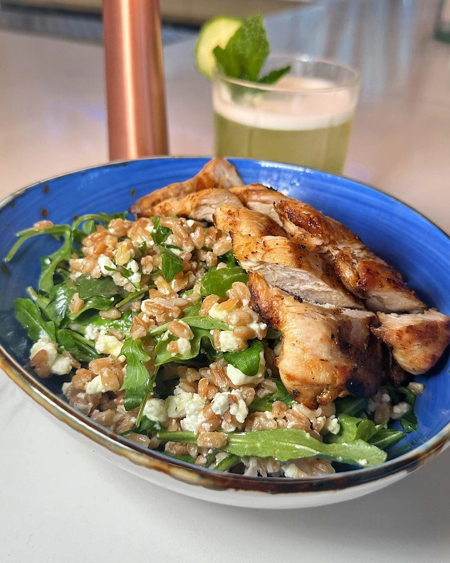 Say hello to your new lunchtime obsession: the NOEMA bowl! Fresh flavors, vibrant ingredients, and a burst of goodness in every bite. 🥗 Join us at @noemahuntington for a lunchtime experience like no other! Our new PRIX FIXE menu awaits you from 11-